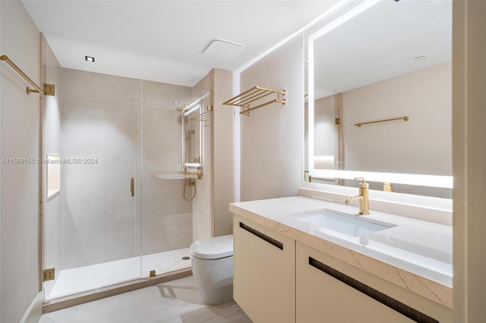 1000 S Pointe Dr # 301