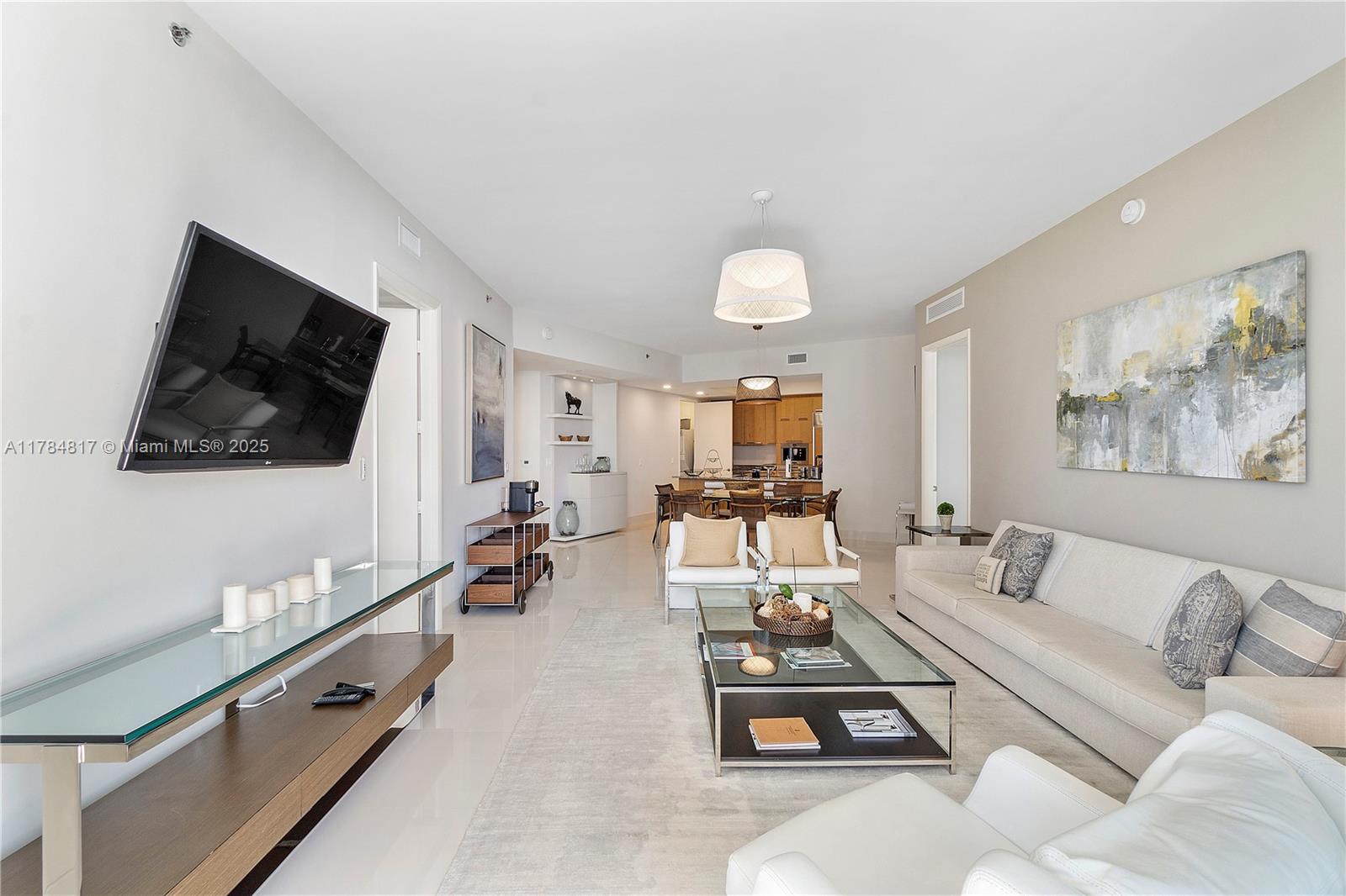 15811 Collins Ave # 1707