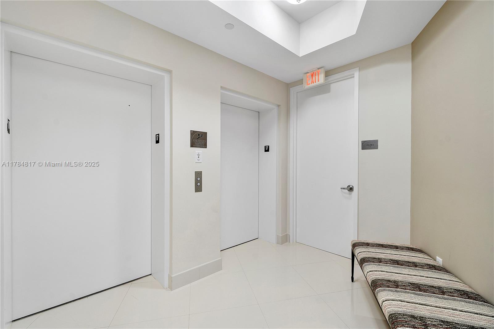 15811 Collins Ave # 1707