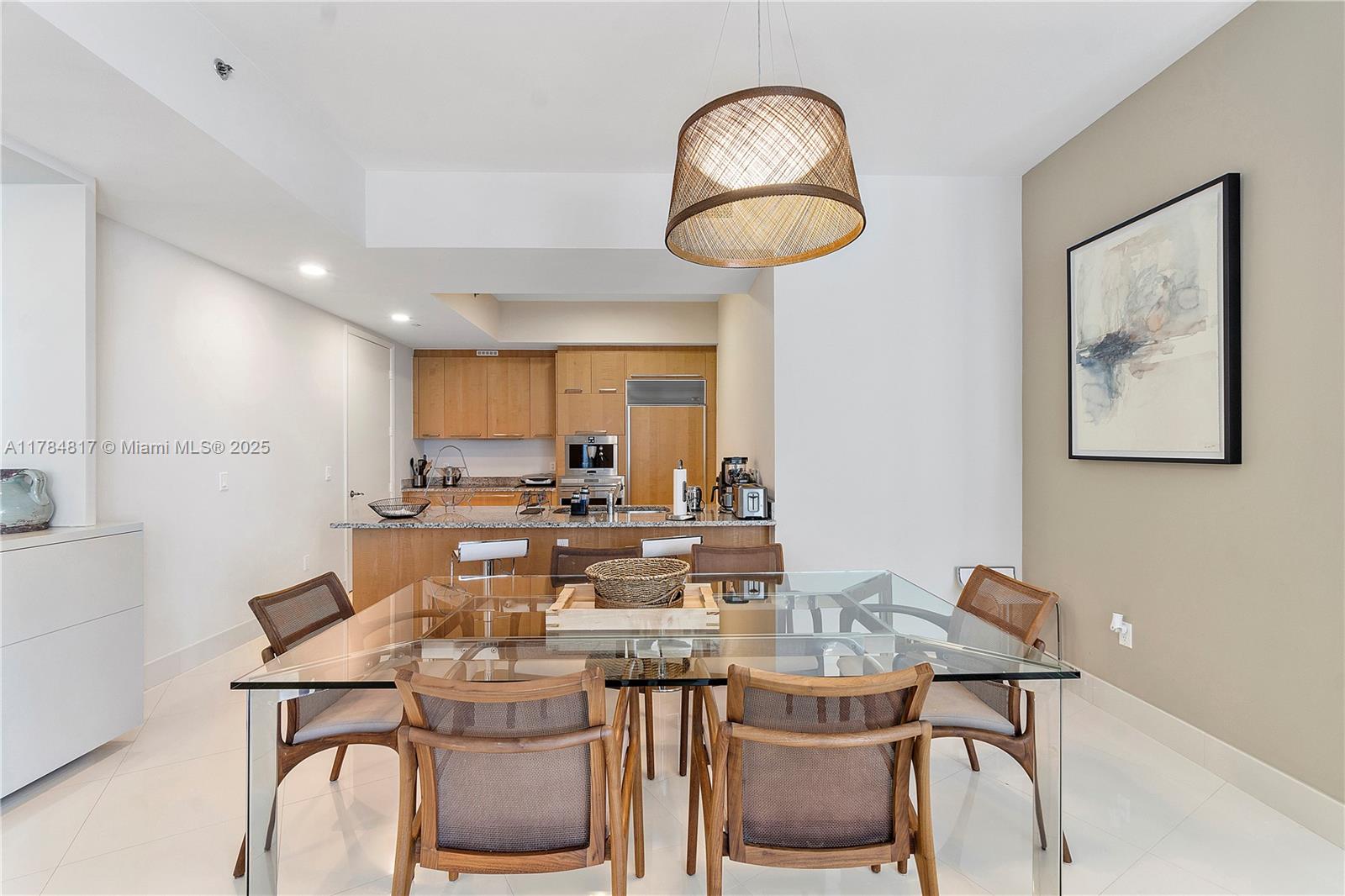 15811 Collins Ave # 1707