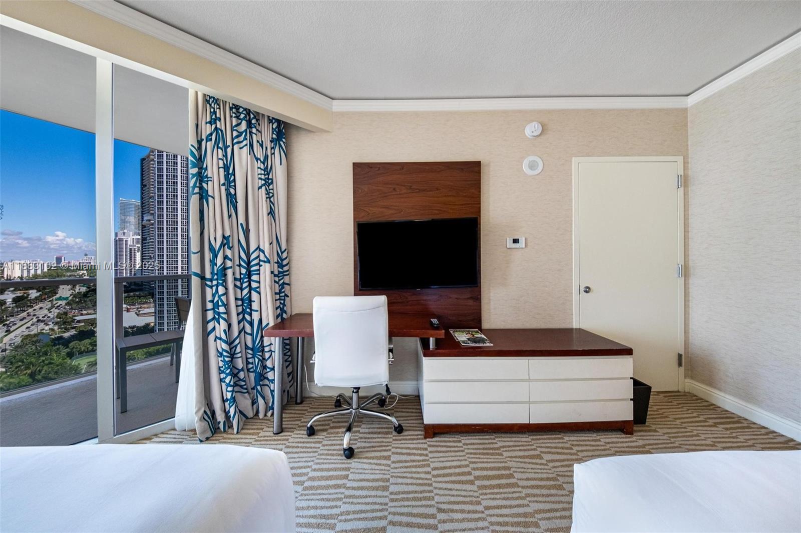 18001 Collins Ave # 1604