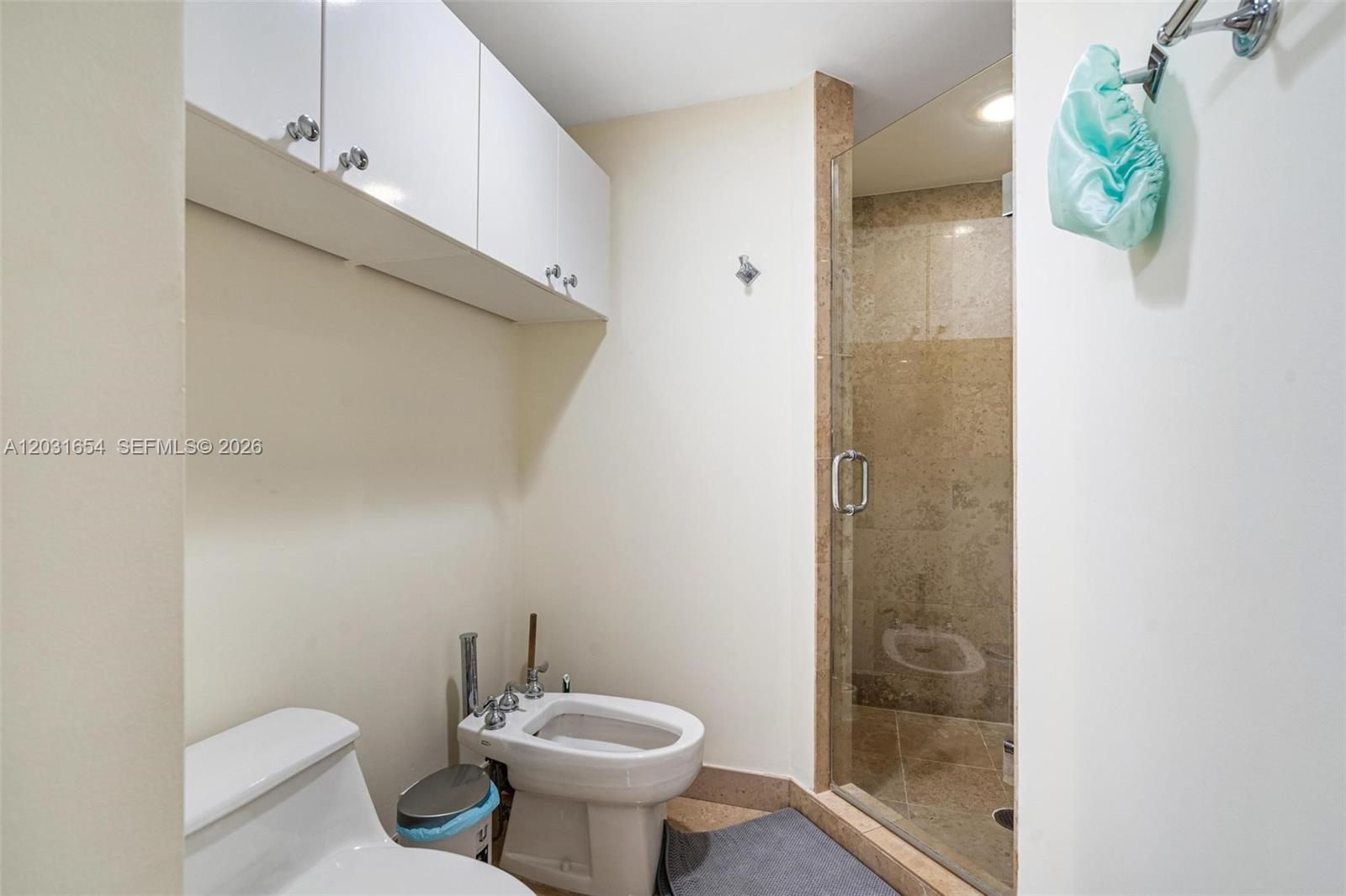 4779 Collins Ave # 2305