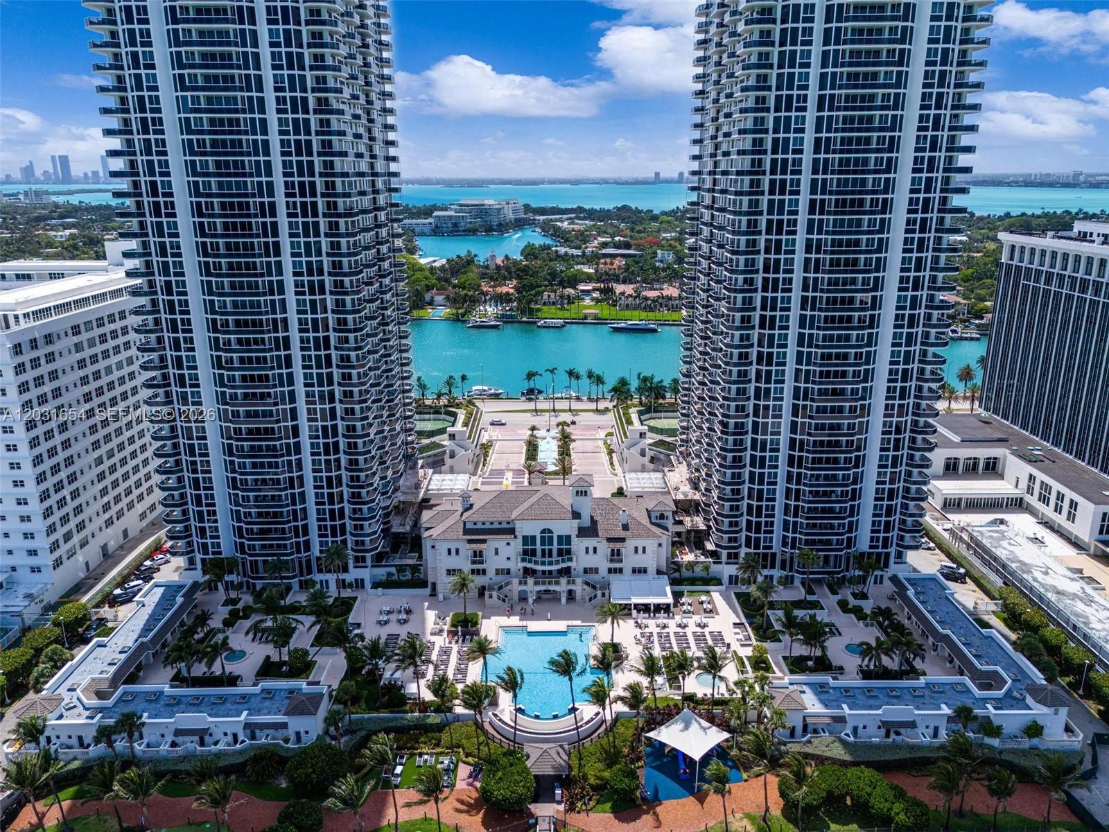 4779 Collins Ave # 2305
