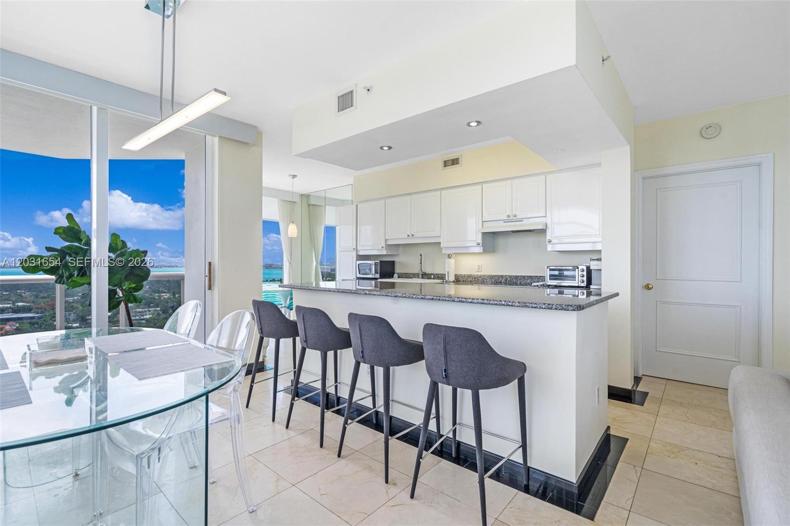 4779 Collins Ave # 2305