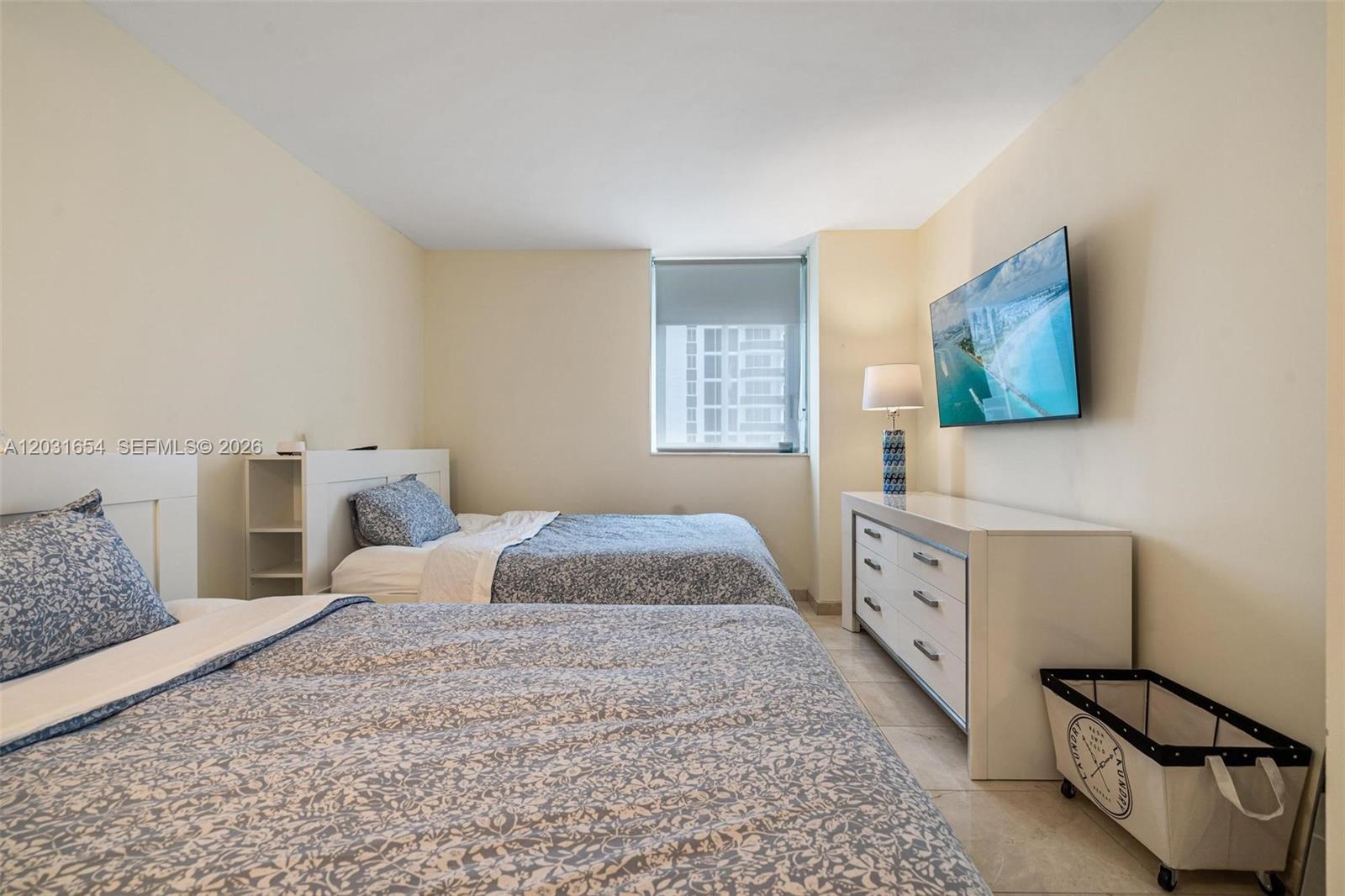 4779 Collins Ave # 2305