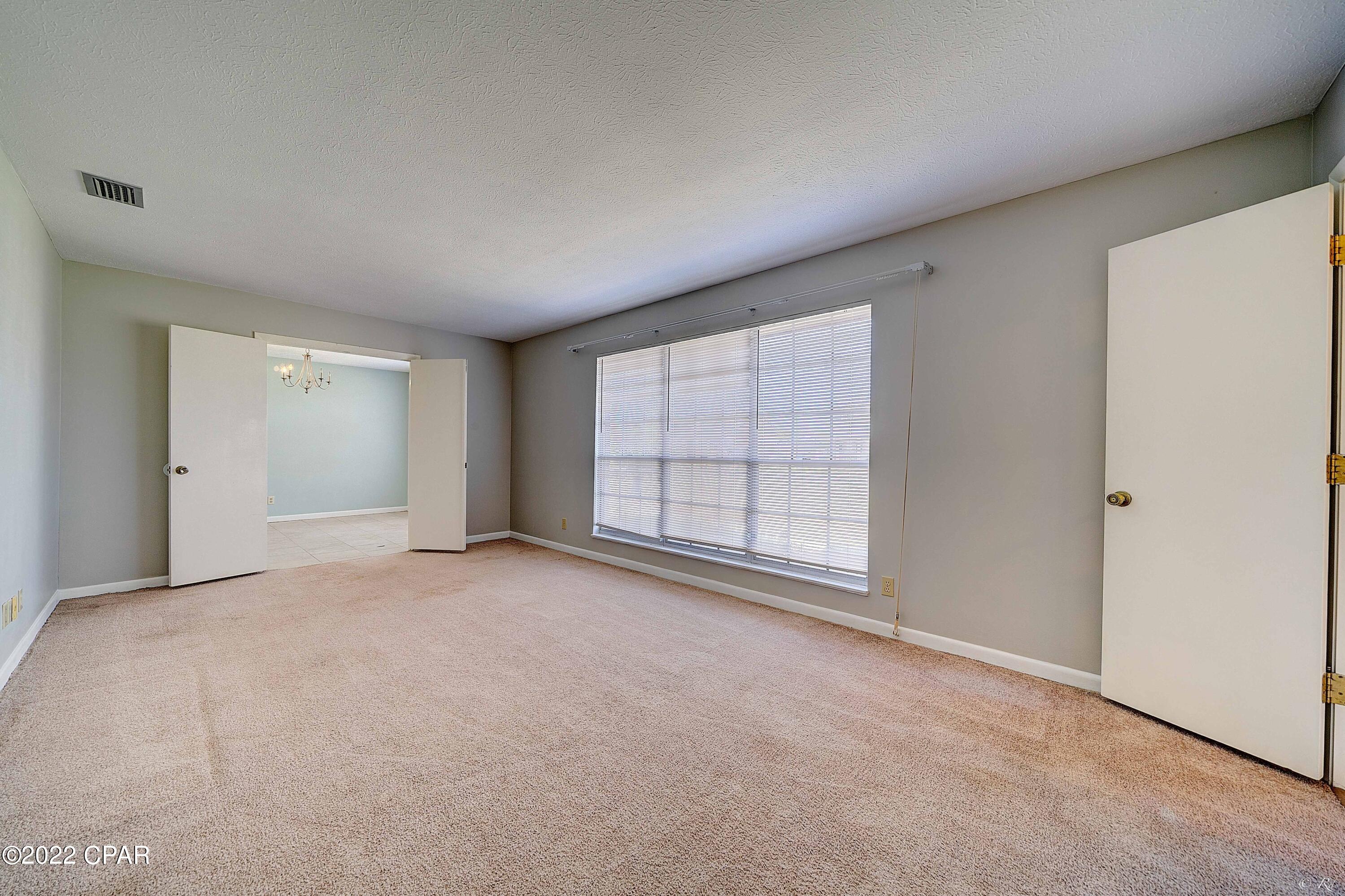 1931 W 23rd Court