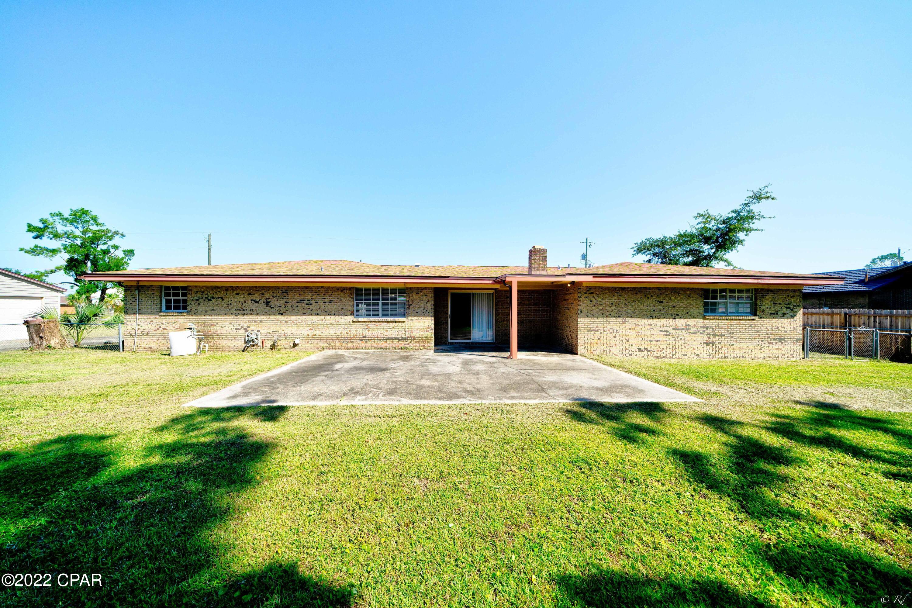 1931 W 23rd Court
