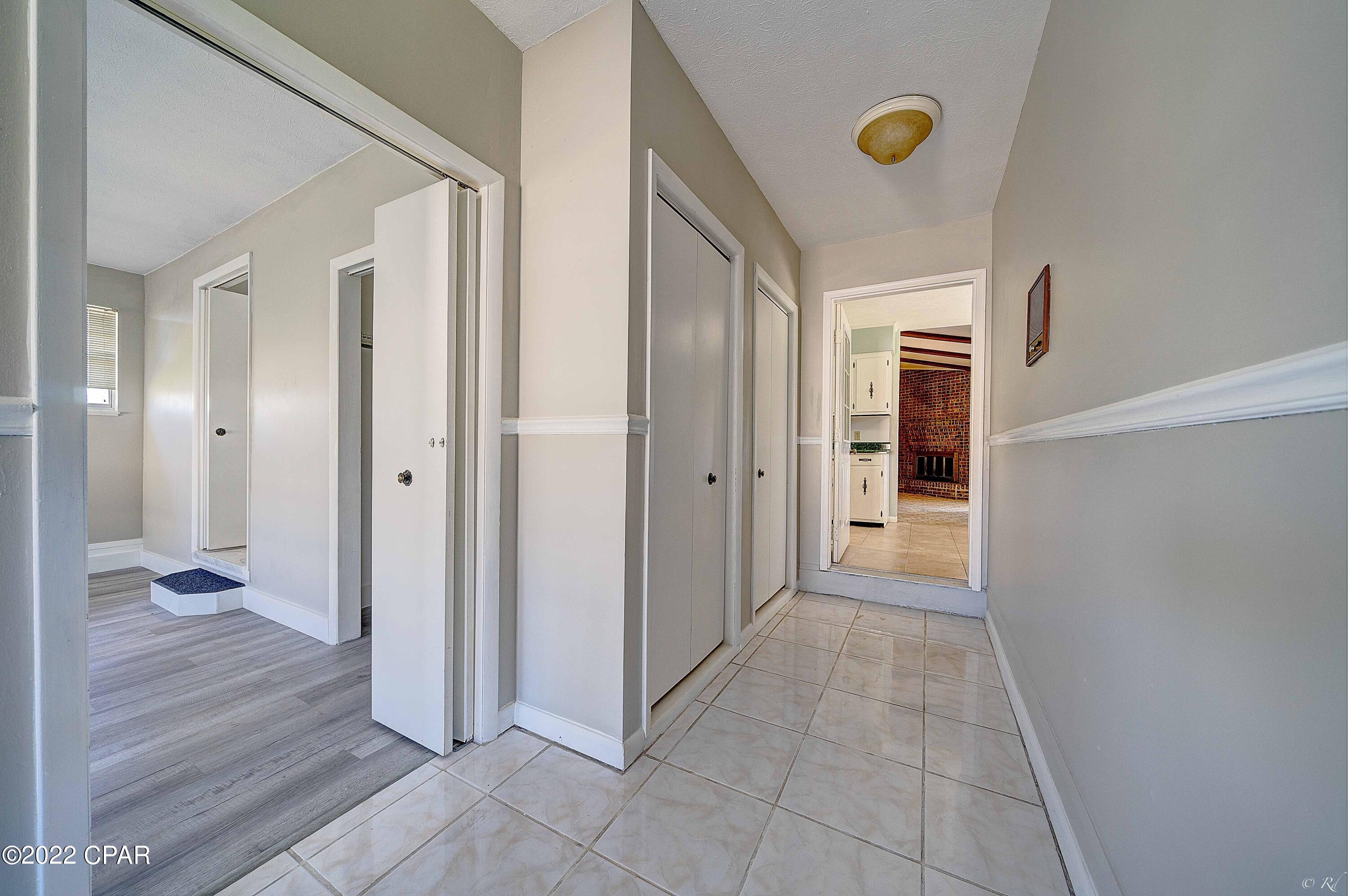 1931 W 23rd Court