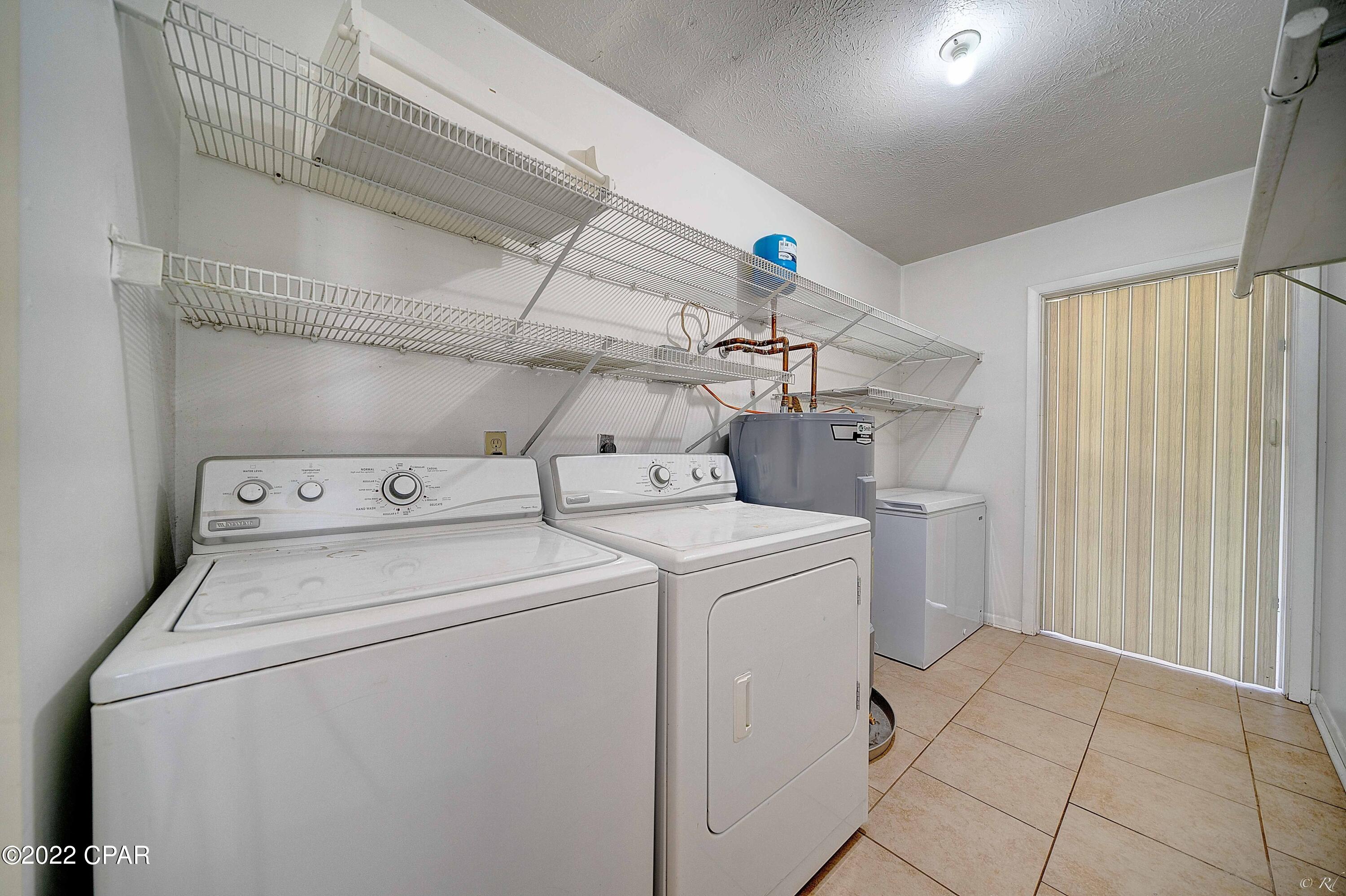 1931 W 23rd Court