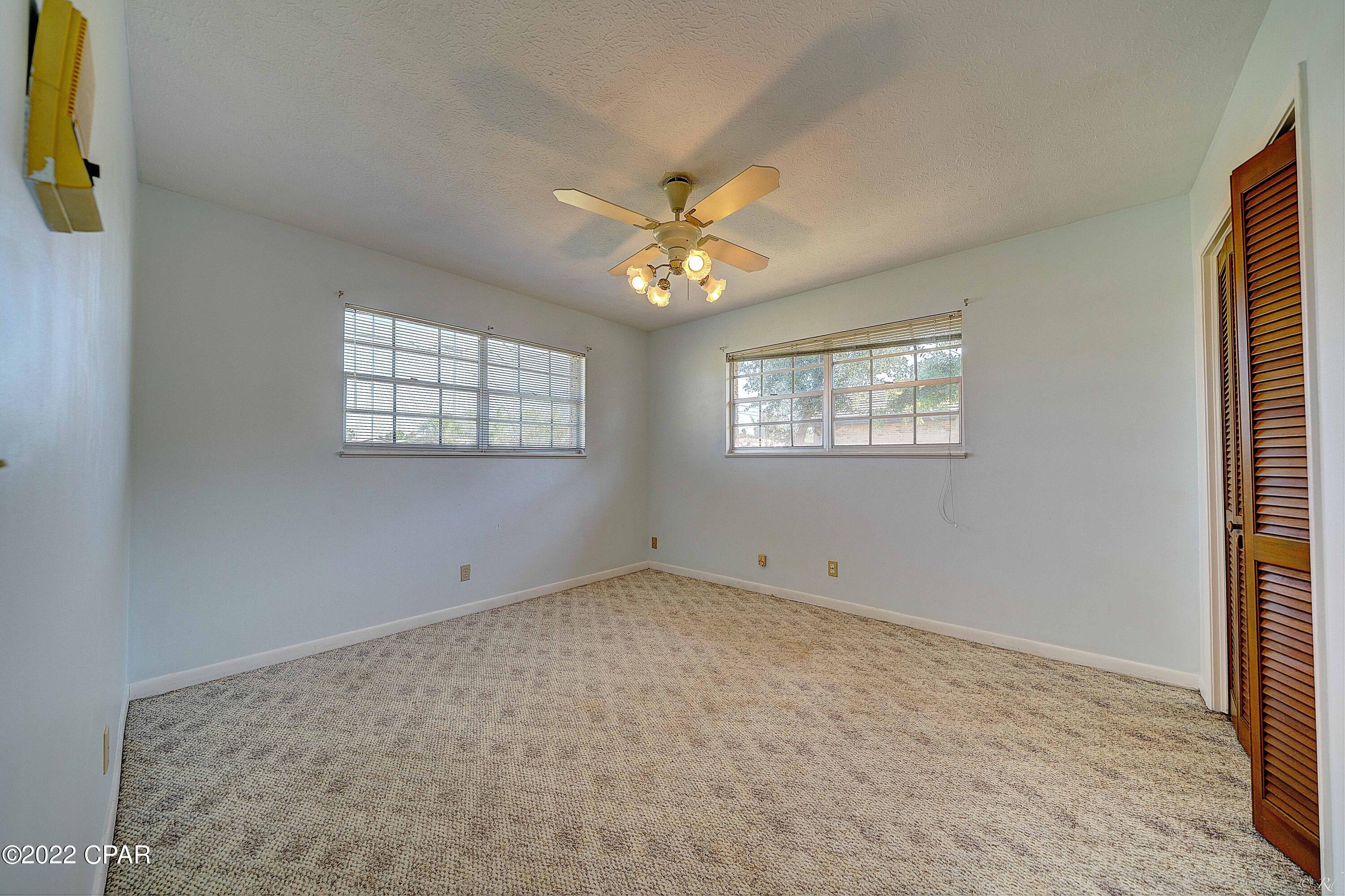 1931 W 23rd Court