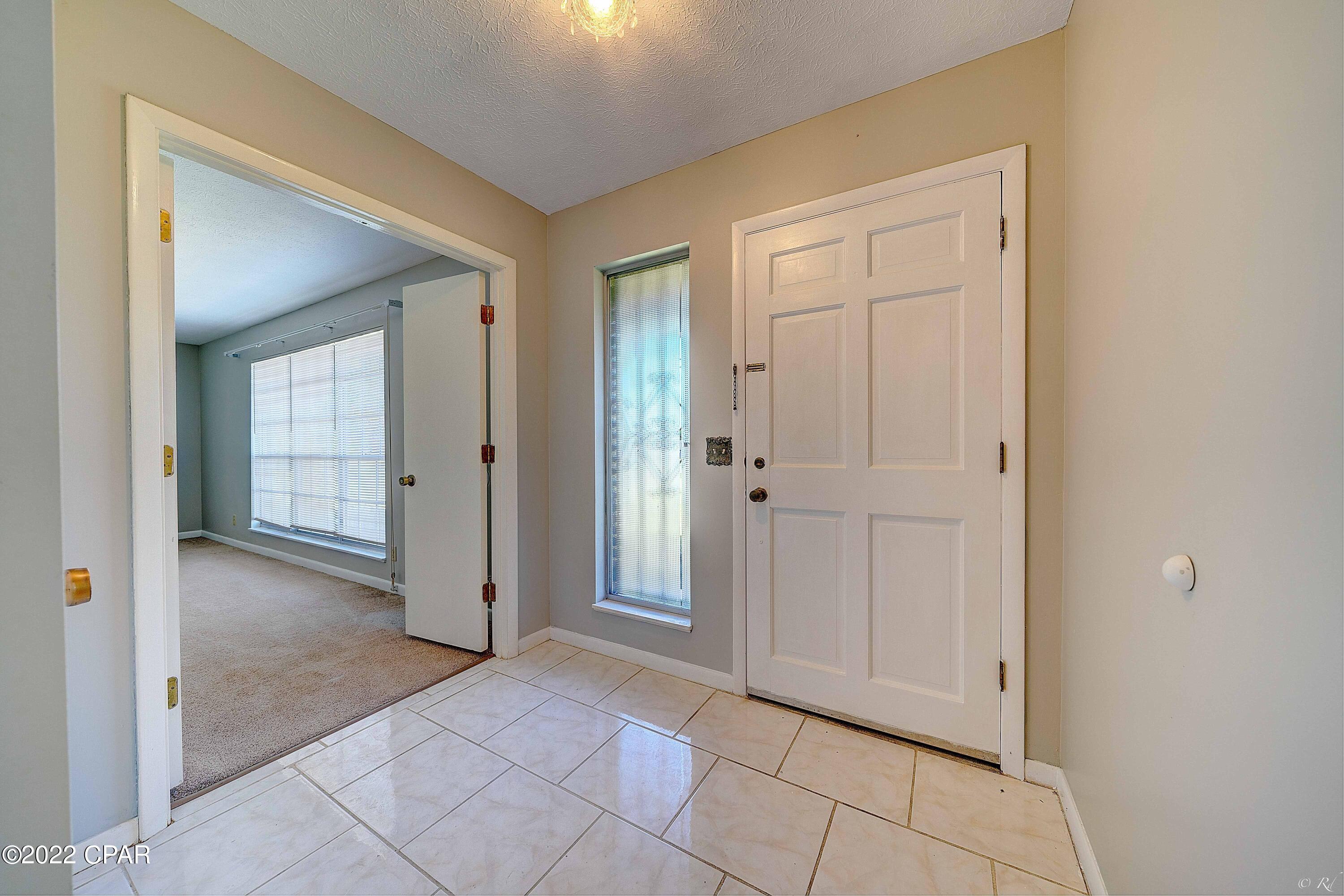 1931 W 23rd Court