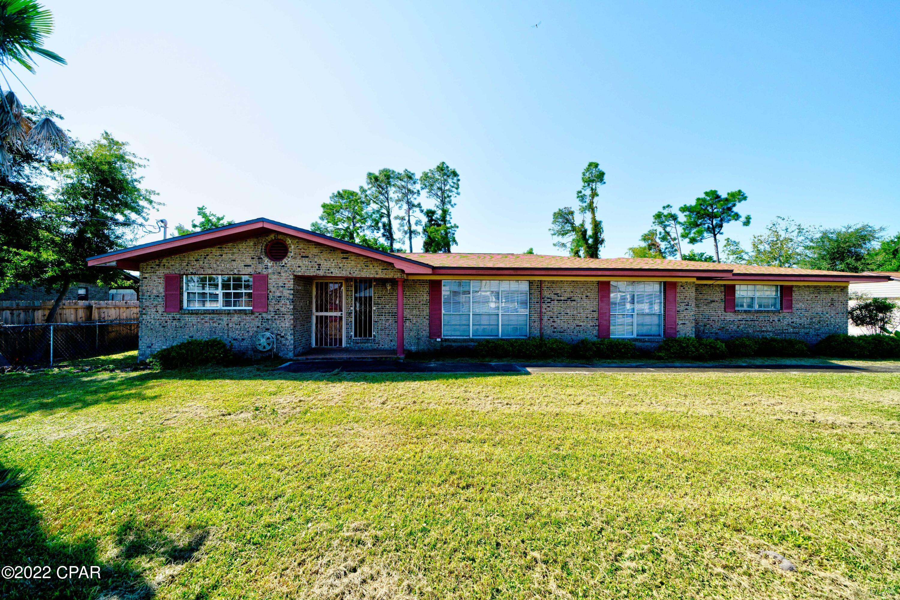 1931 W 23rd Court