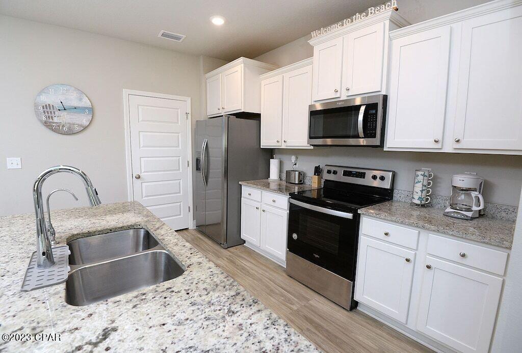 208 Villa Bay Drive