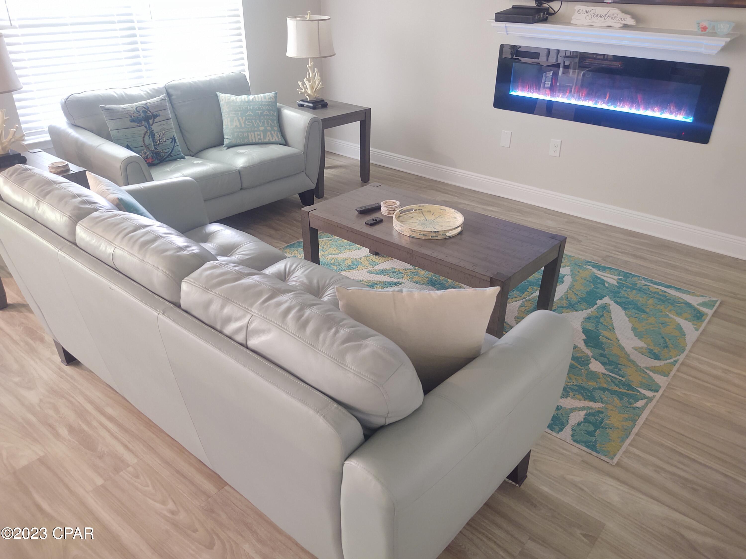 208 Villa Bay Drive