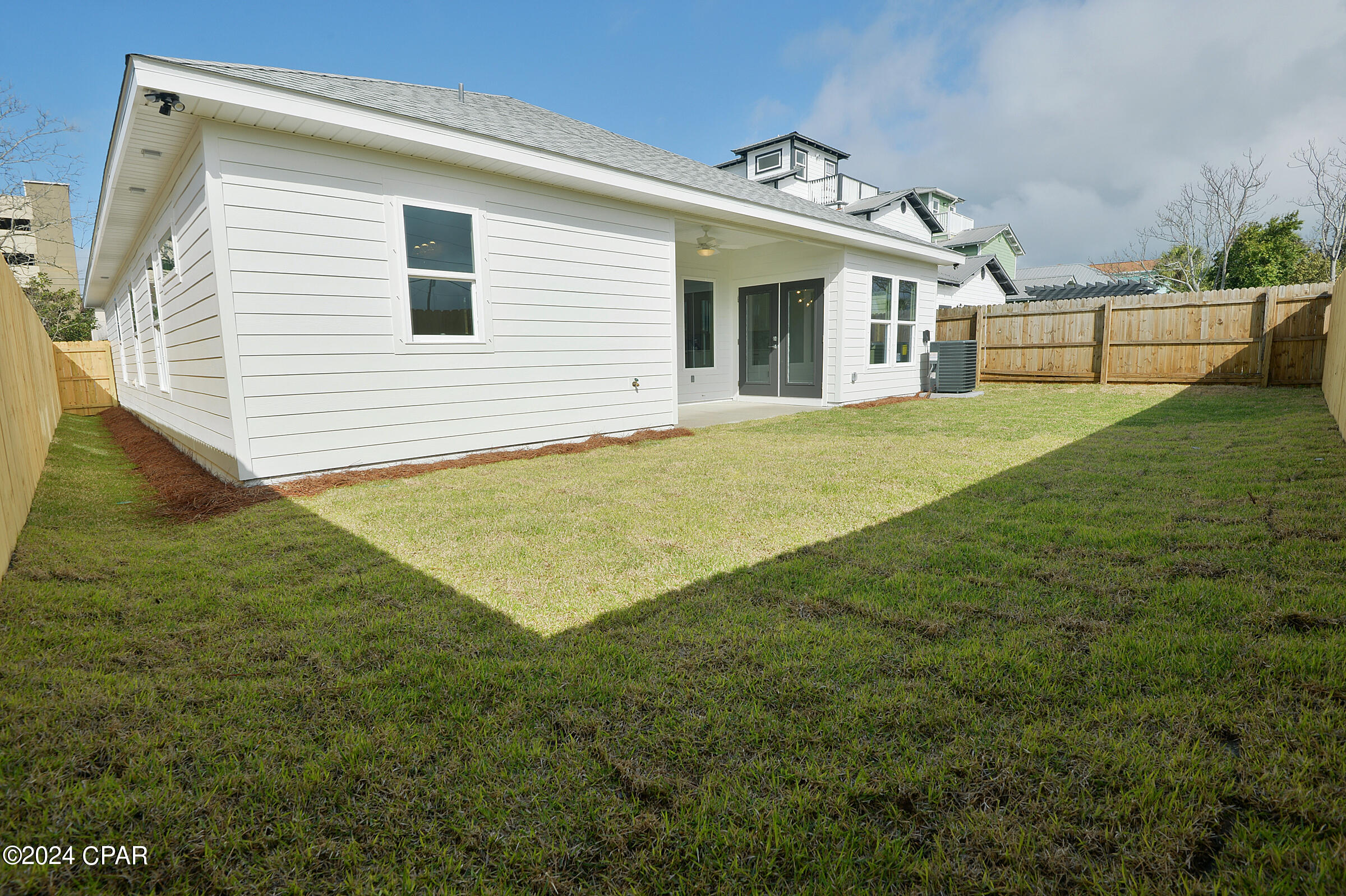 621 W Caladium Circle