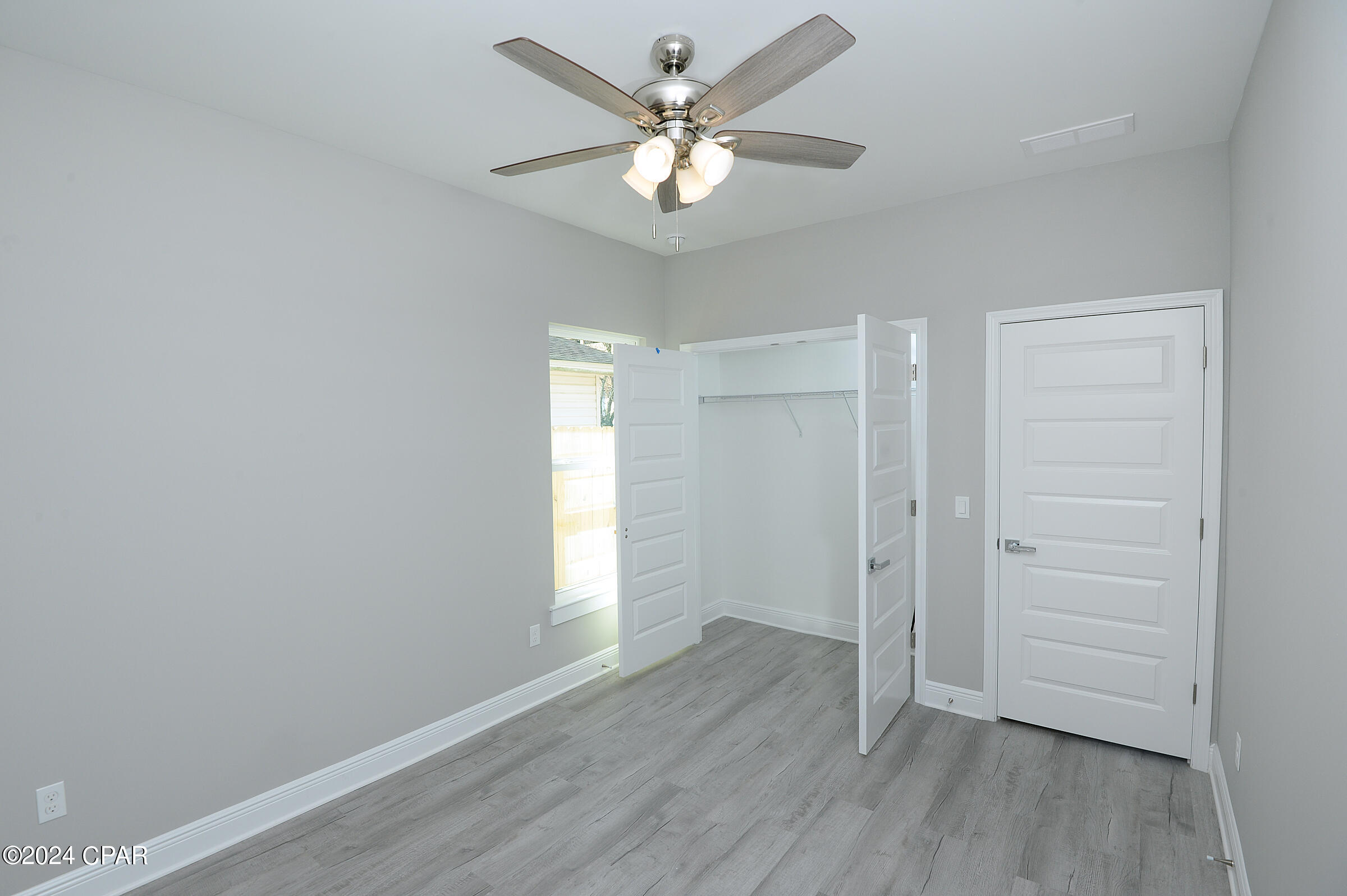 621 W Caladium Circle