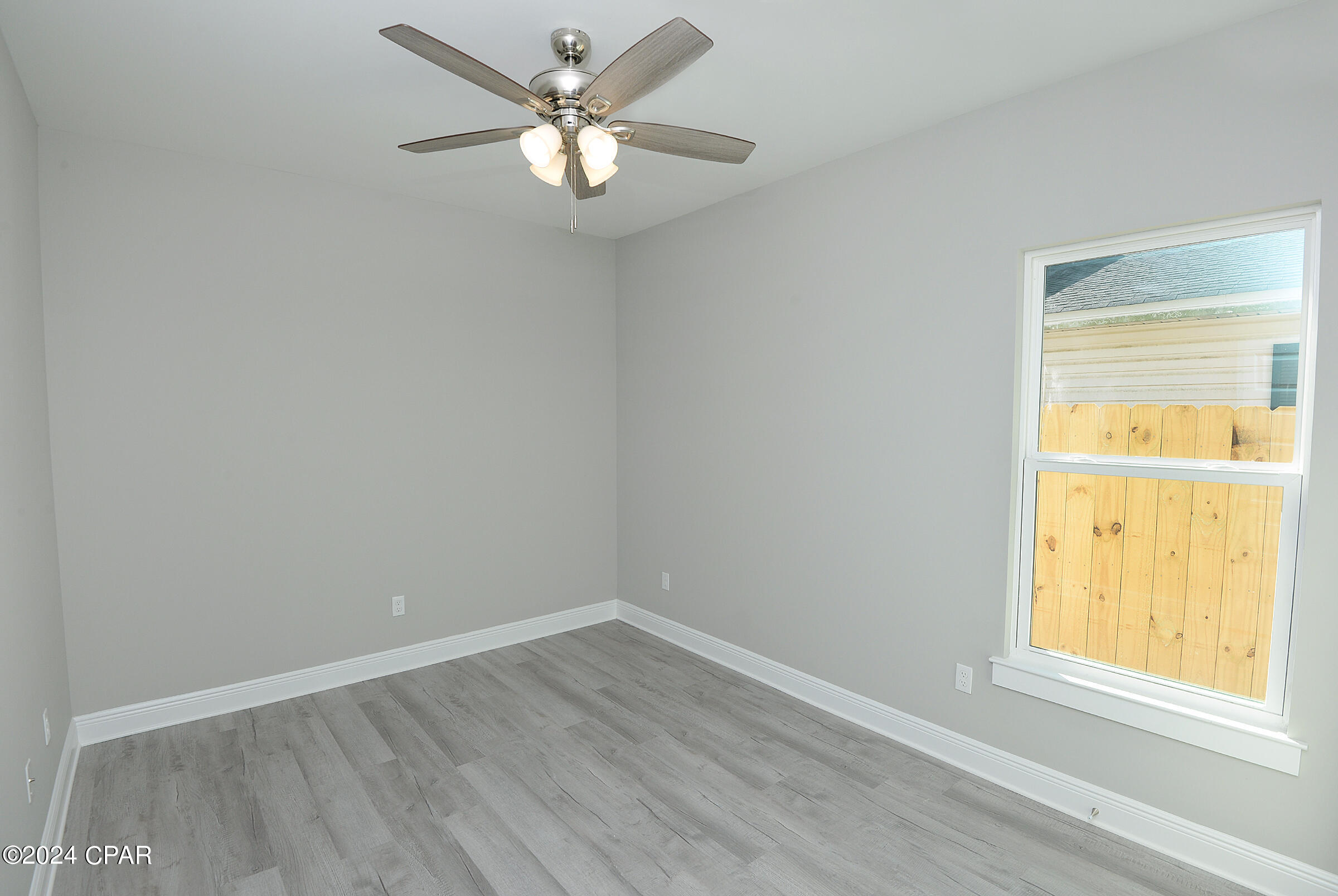 621 W Caladium Circle