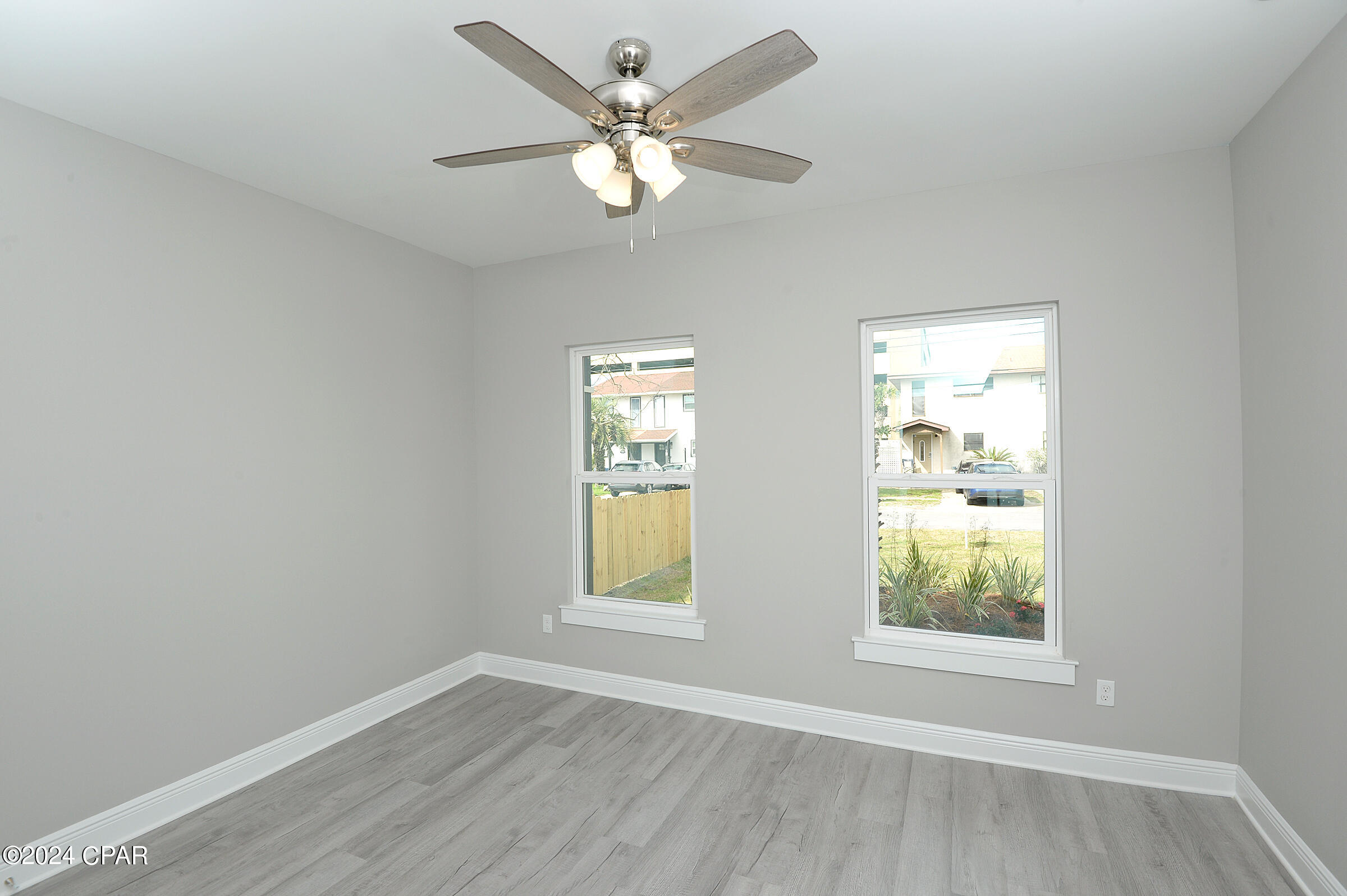 621 W Caladium Circle
