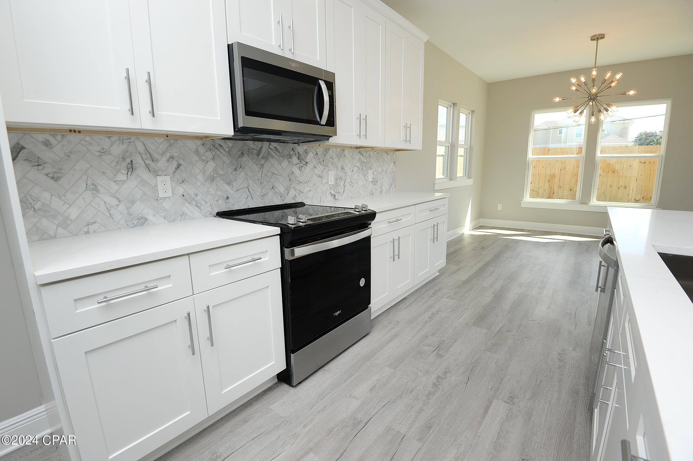 621 W Caladium Circle