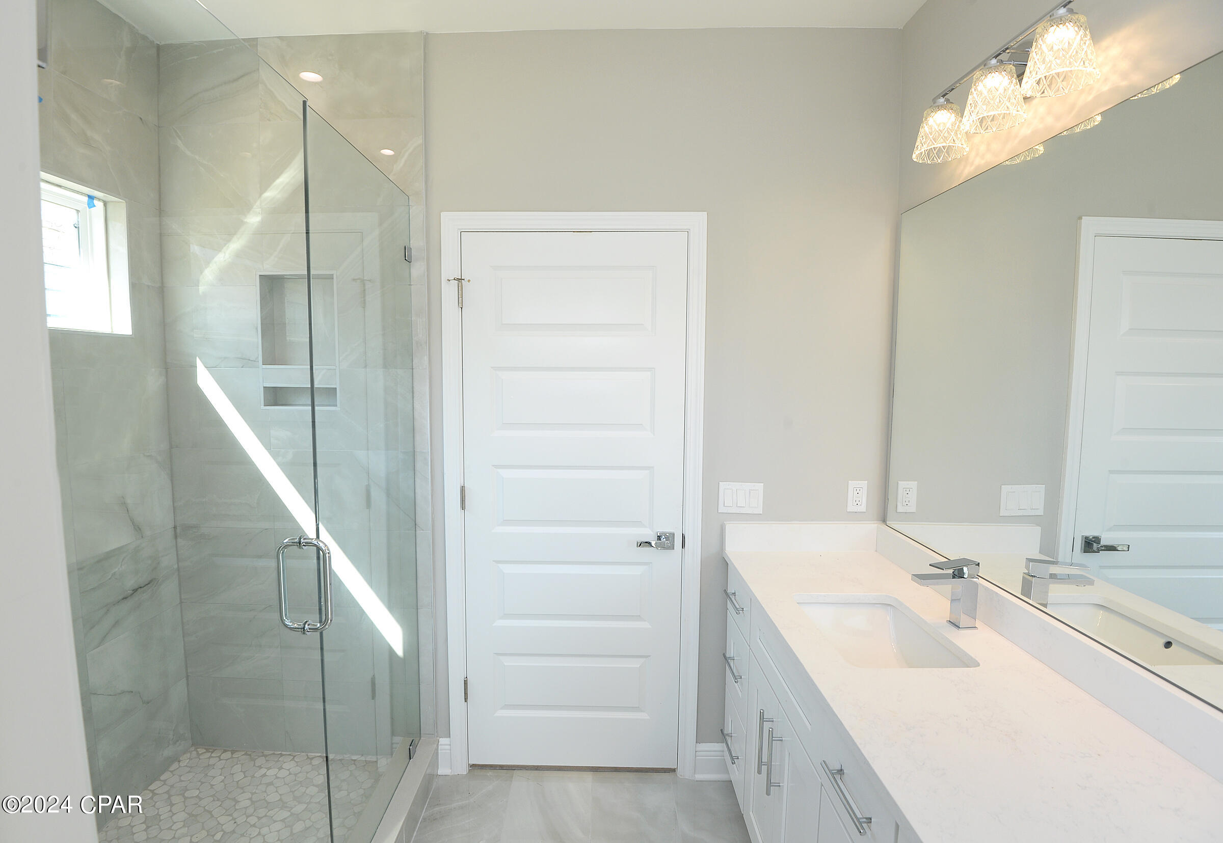 621 W Caladium Circle