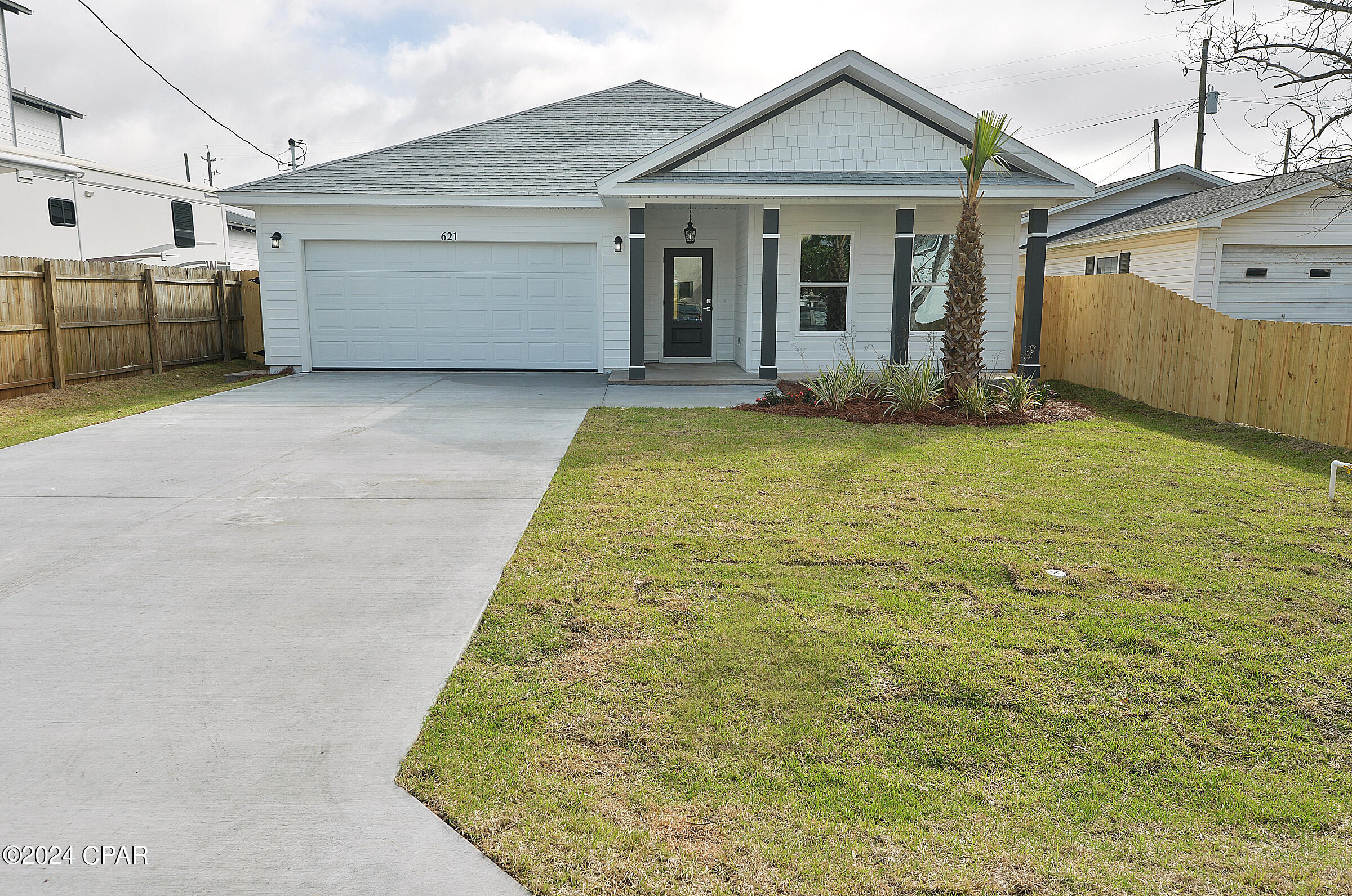 621 W Caladium Circle