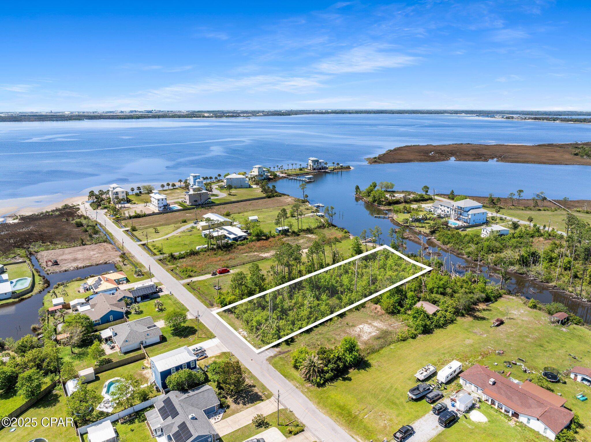 1516 S Berthe Avenue