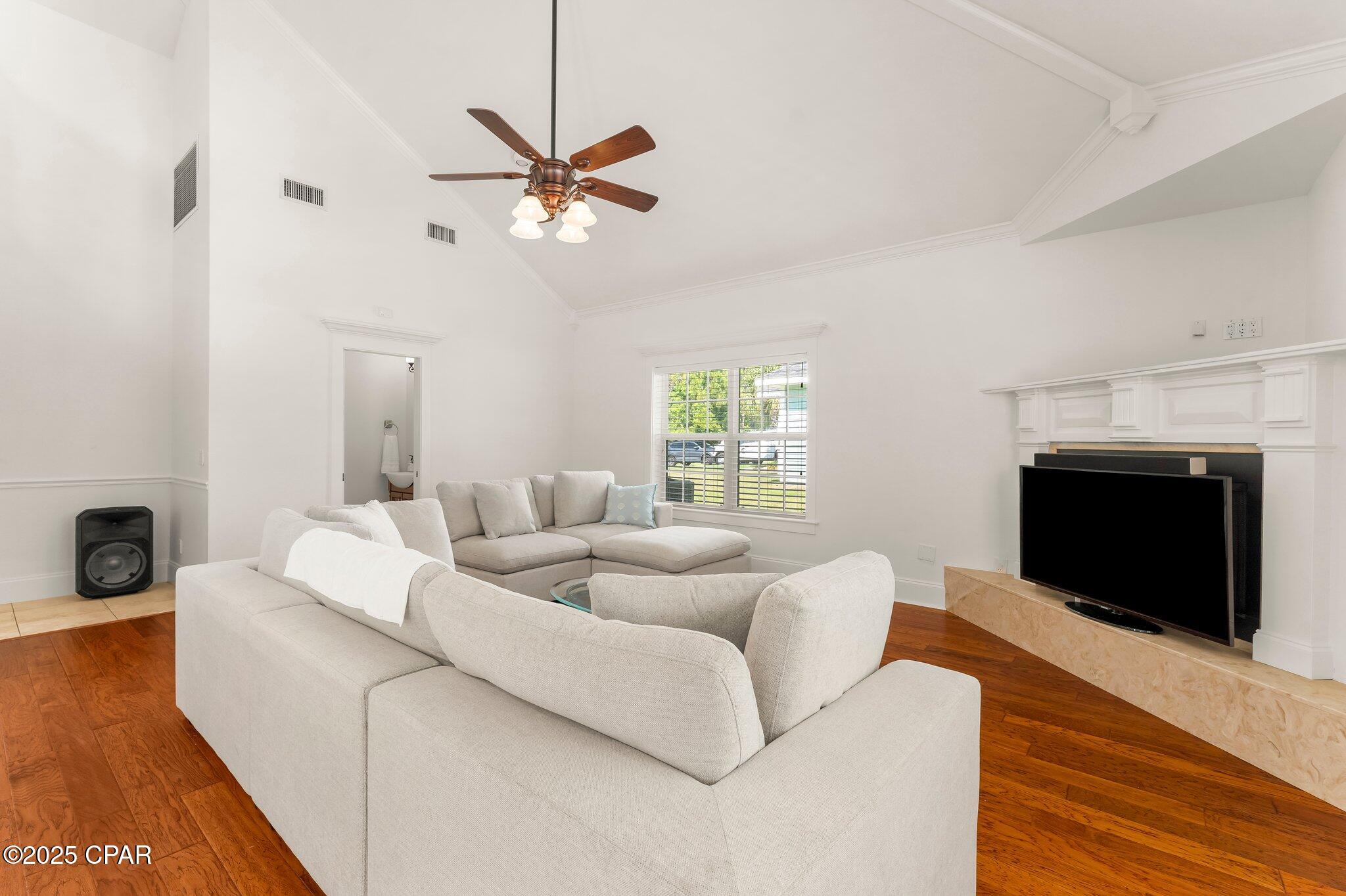 102 Sunset Circle