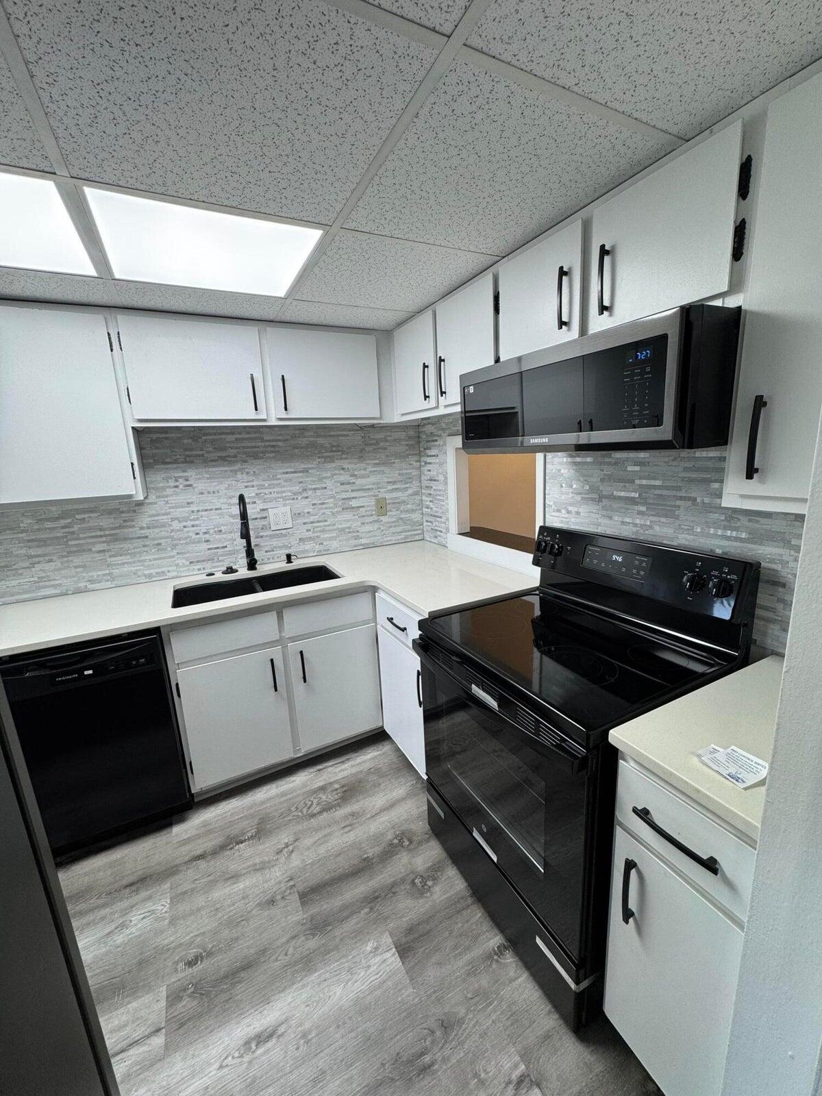 3857 Indian Trail 507