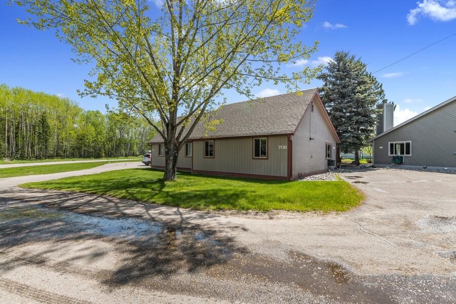 70 B Crestwood Drive