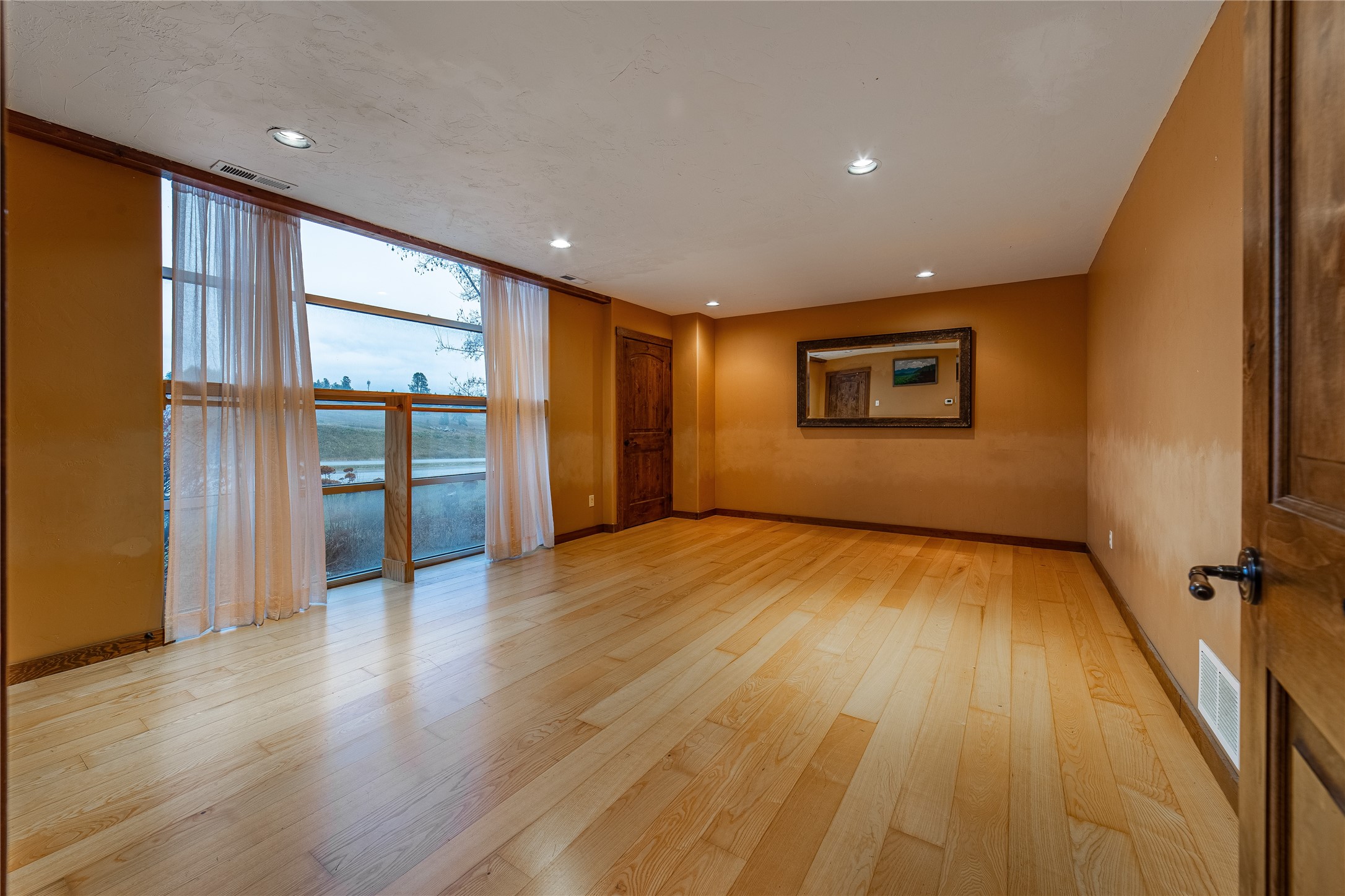 203 Business Center Loop 2