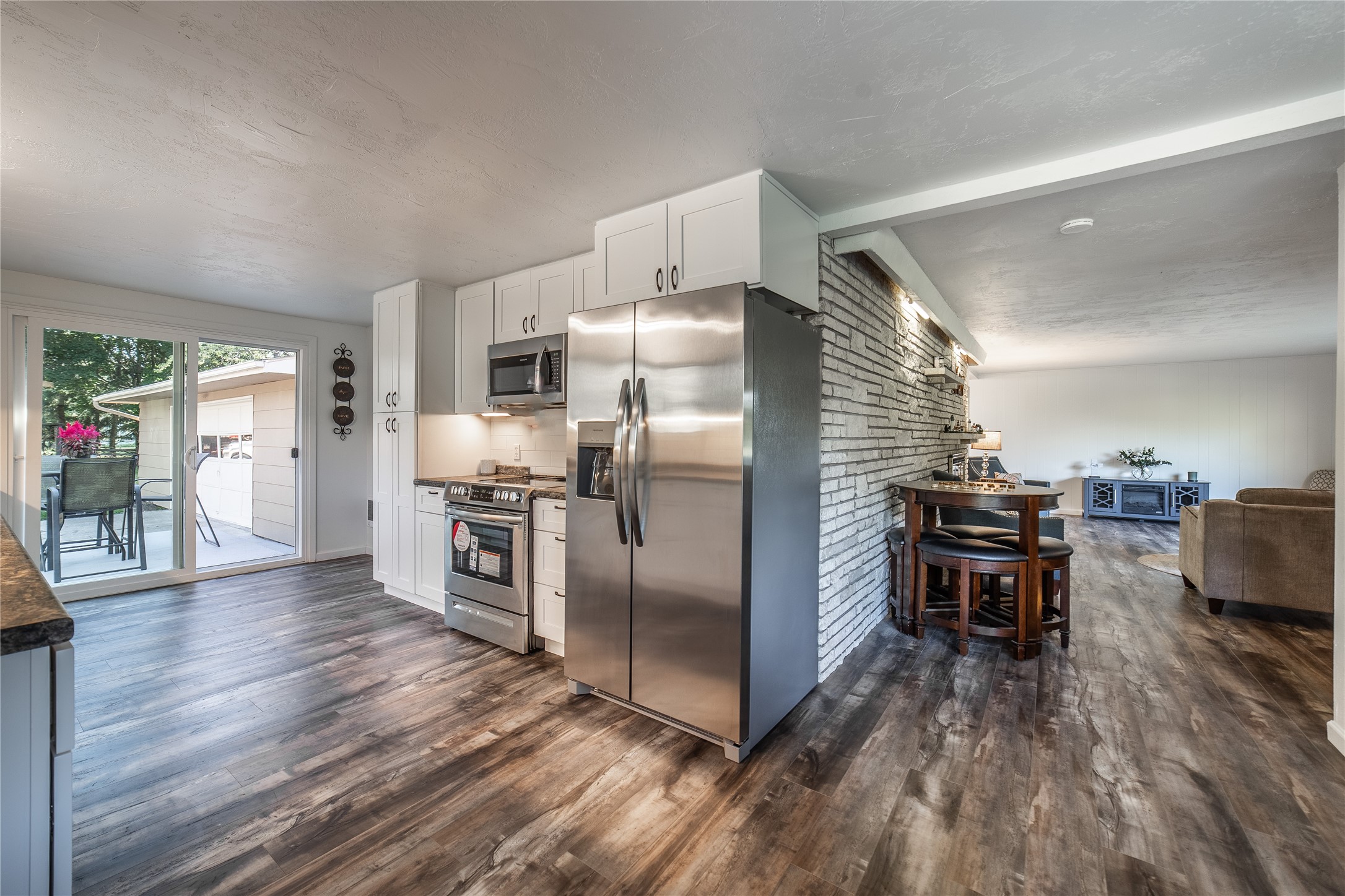 278 & 280 Bad Rock Drive