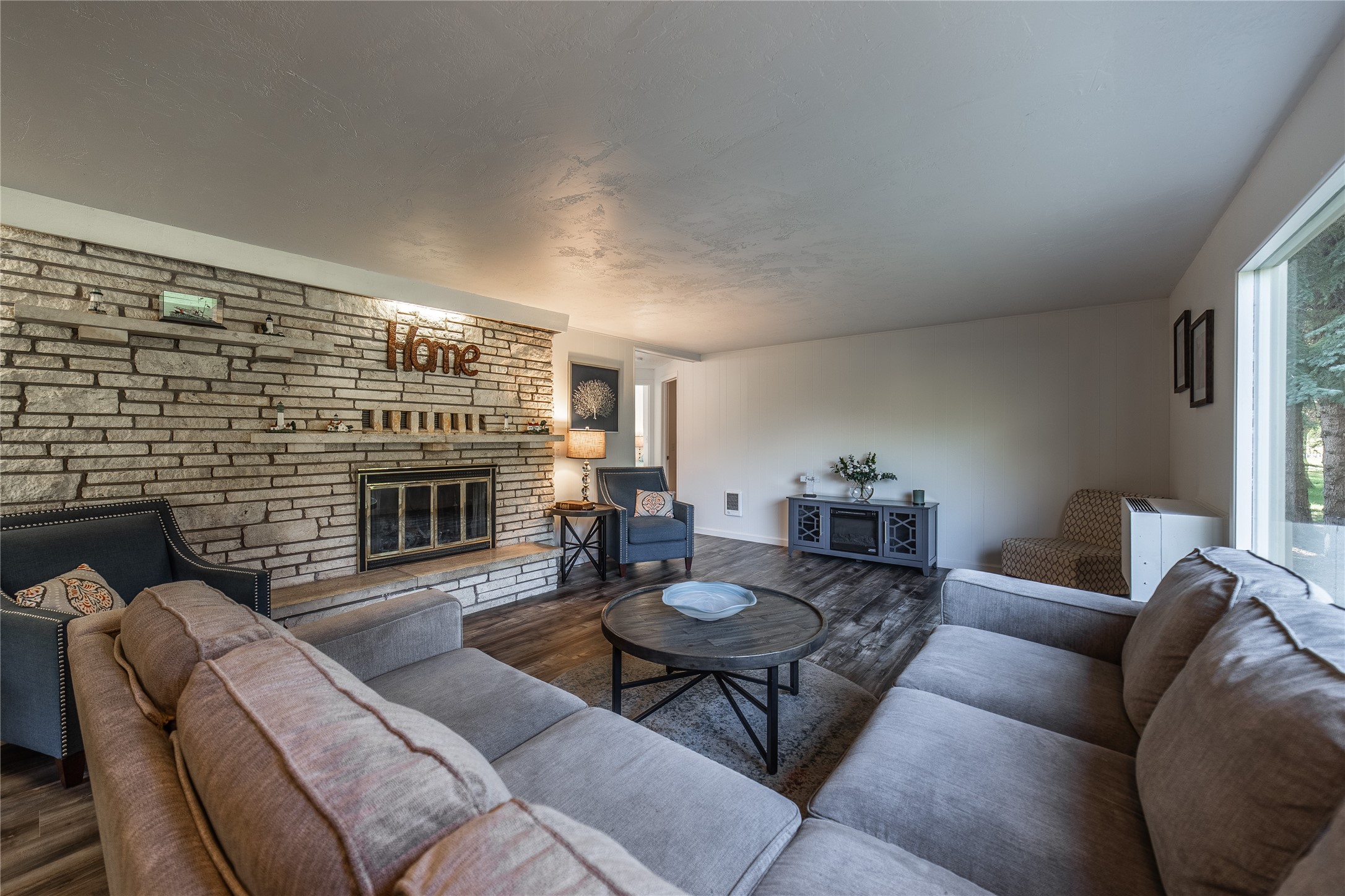 278 & 280 Bad Rock Drive