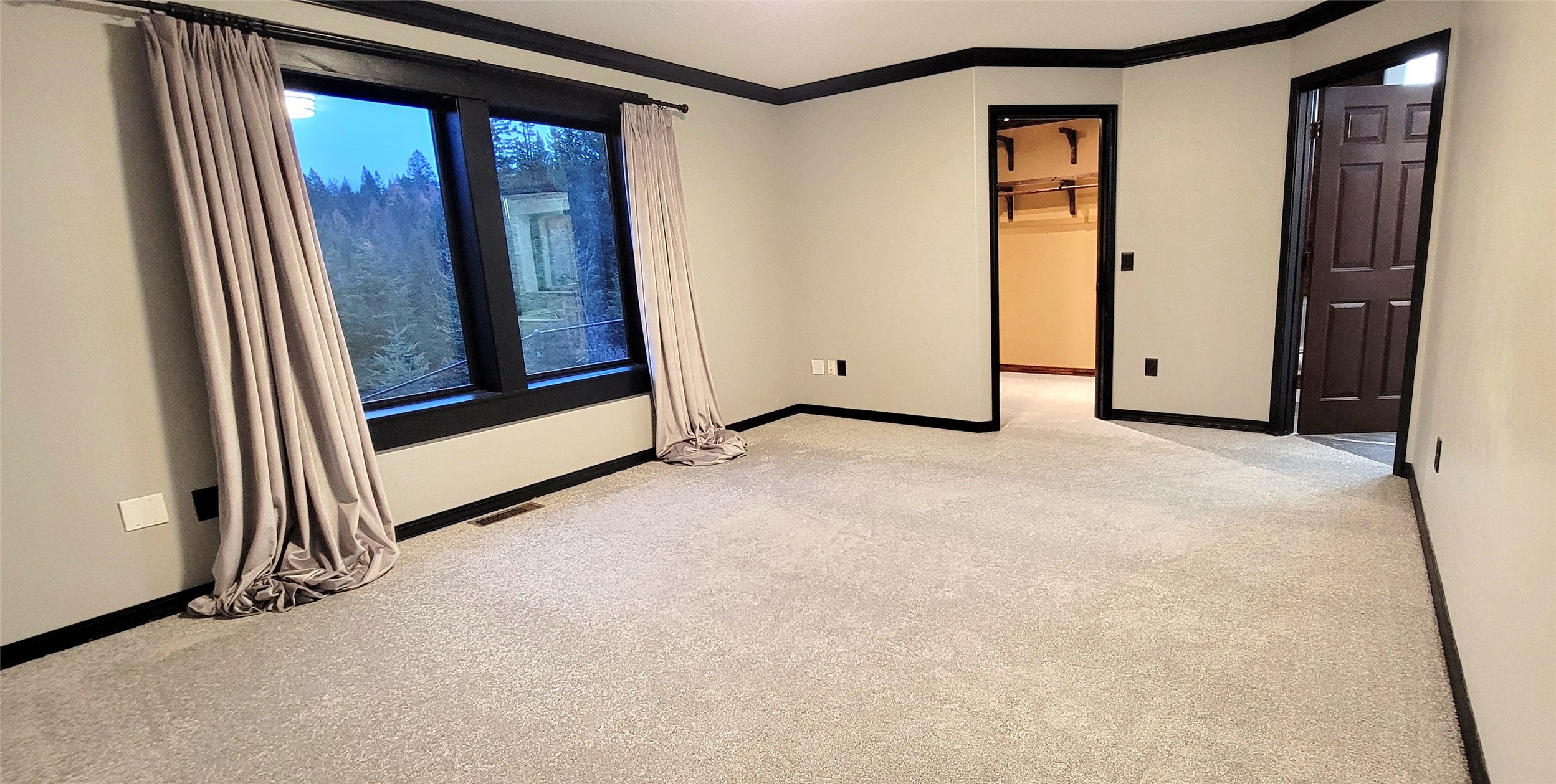 1335 Rolling Ridge Loop