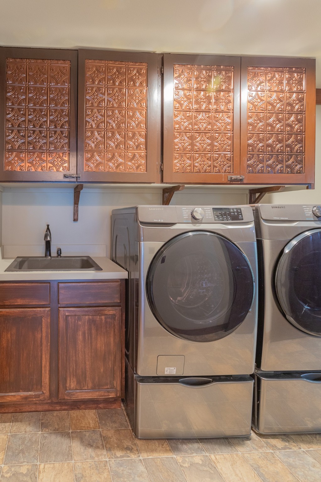 1335 Rolling Ridge Loop