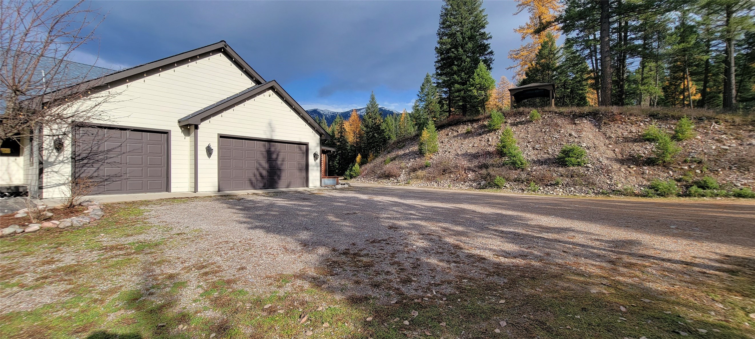 1335 Rolling Ridge Loop