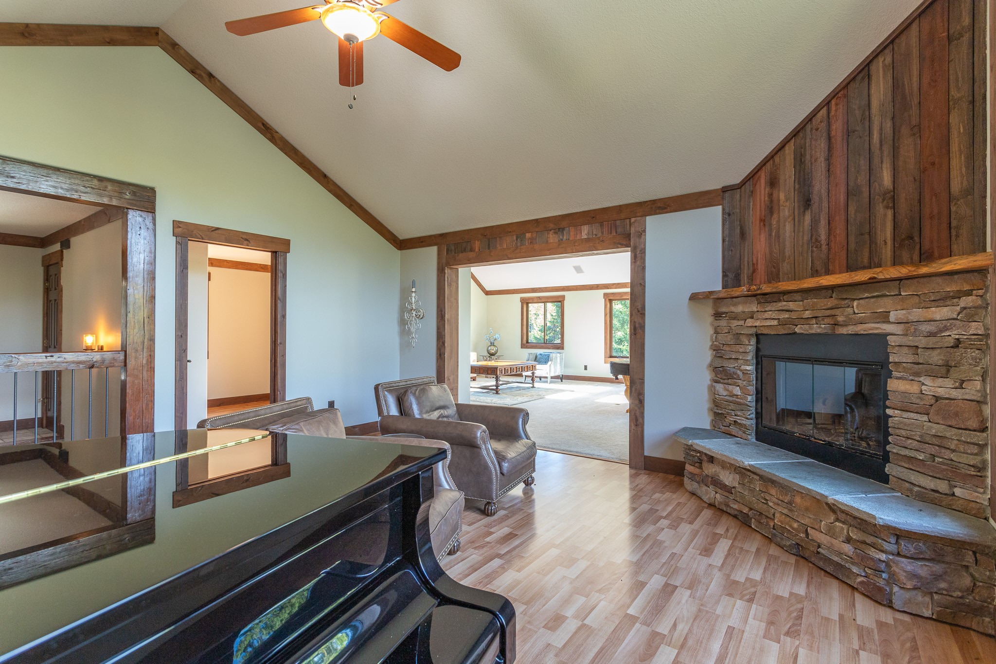 1335 Rolling Ridge Loop