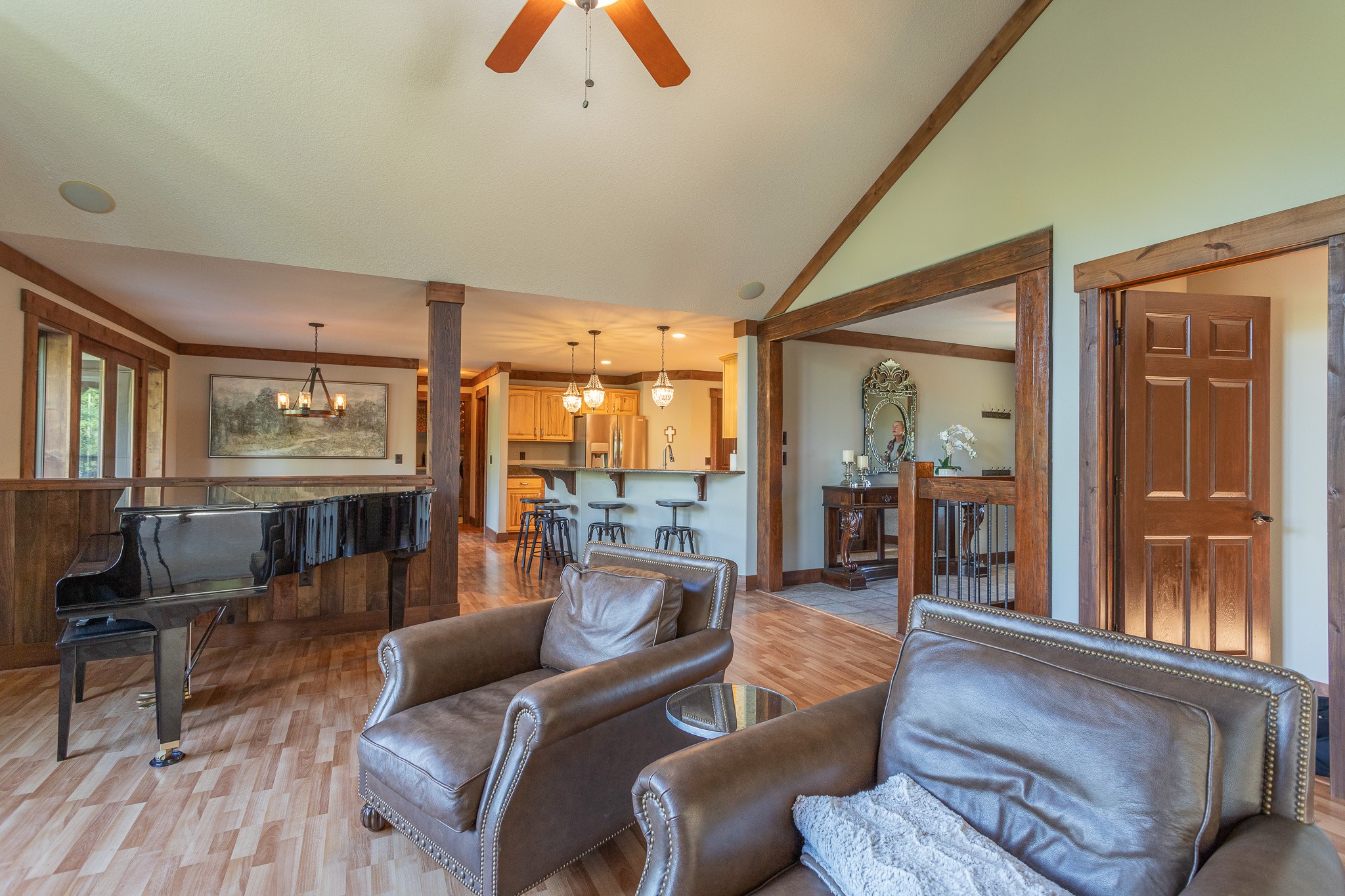 1335 Rolling Ridge Loop