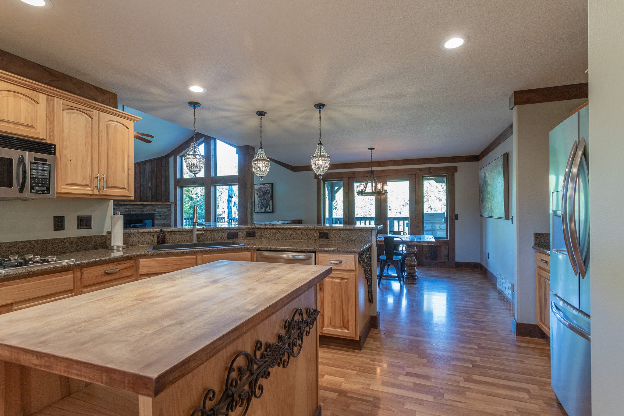 1335 Rolling Ridge Loop