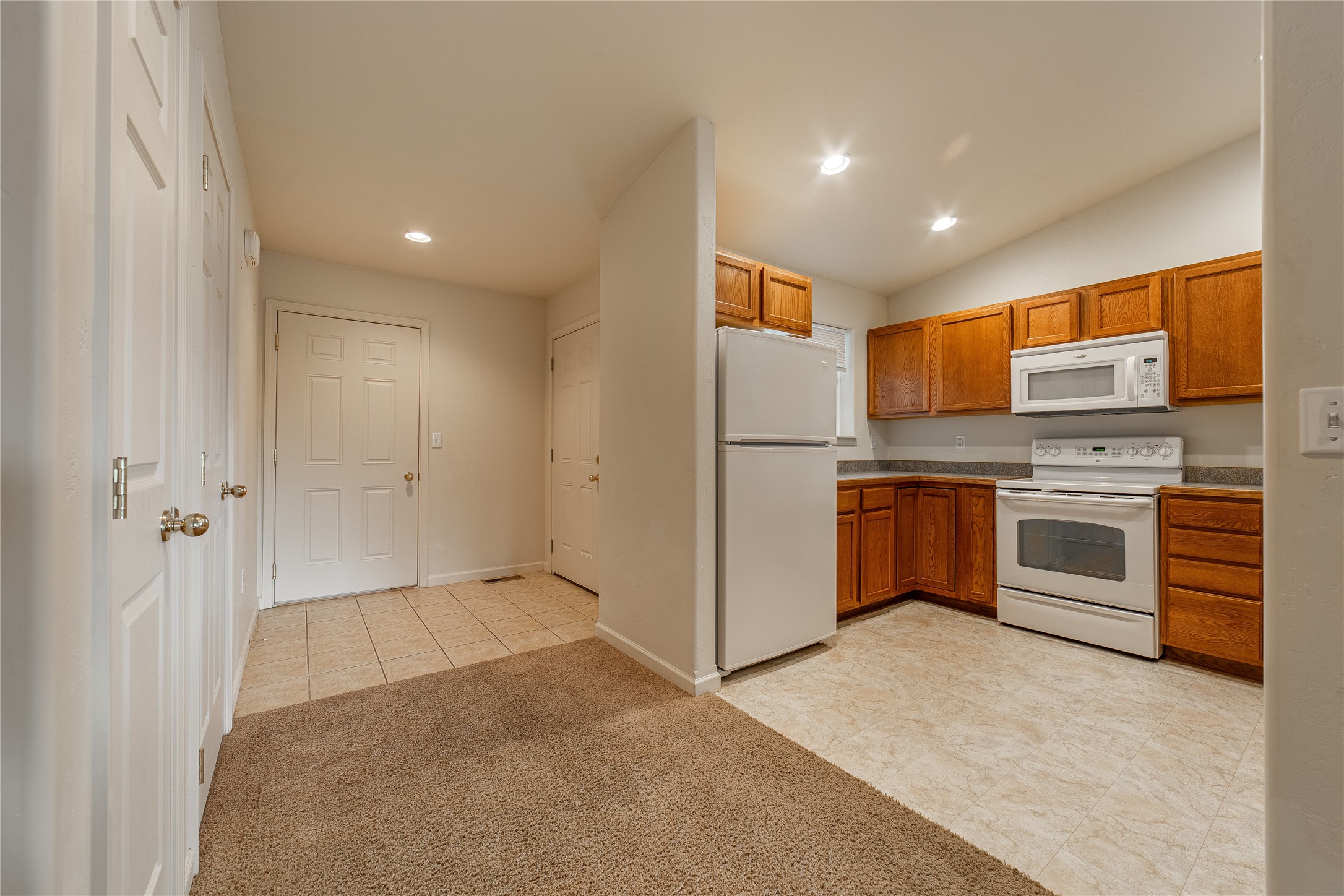 215 E Nicklaus Avenue