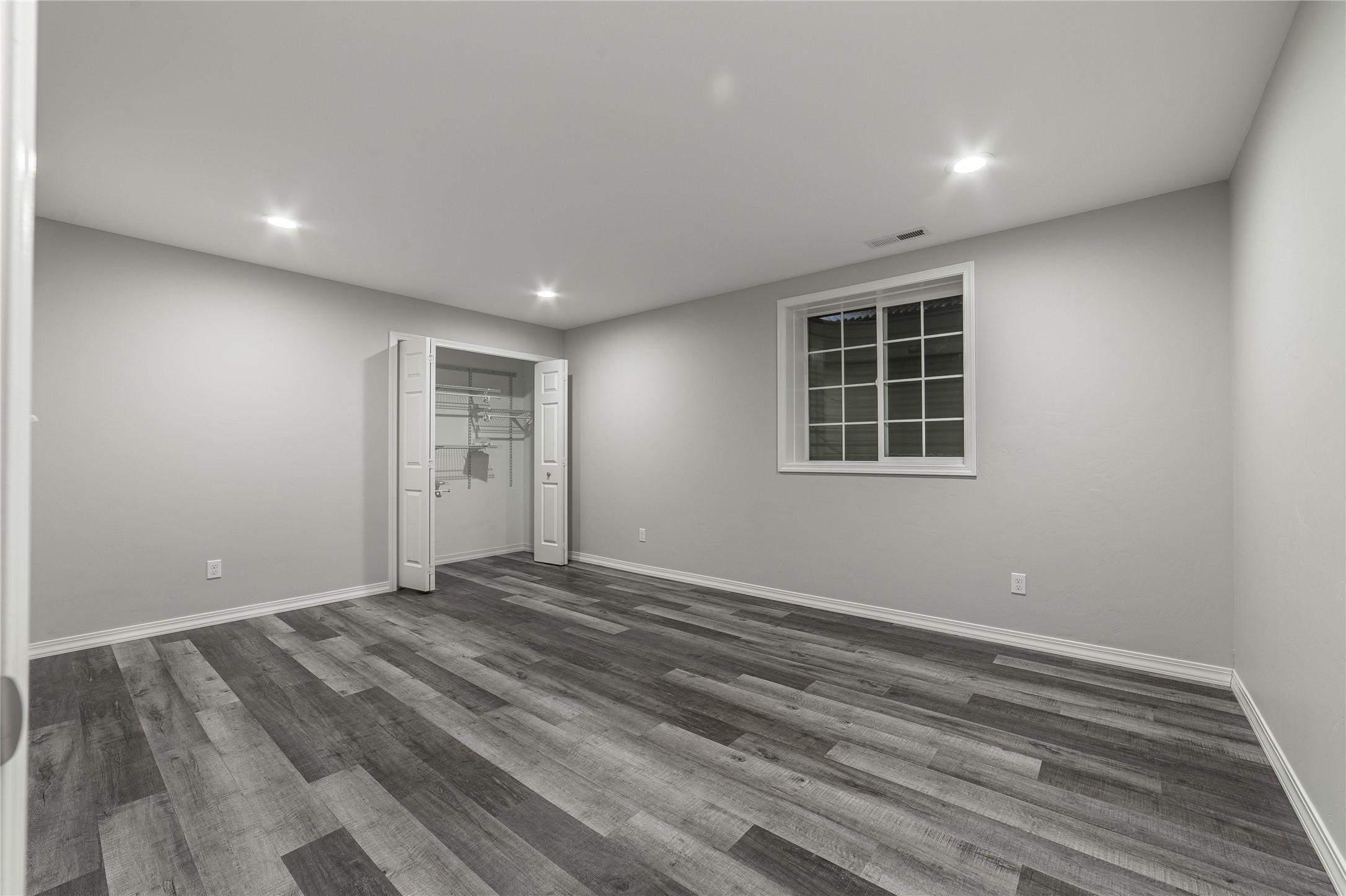 215 E Nicklaus Avenue