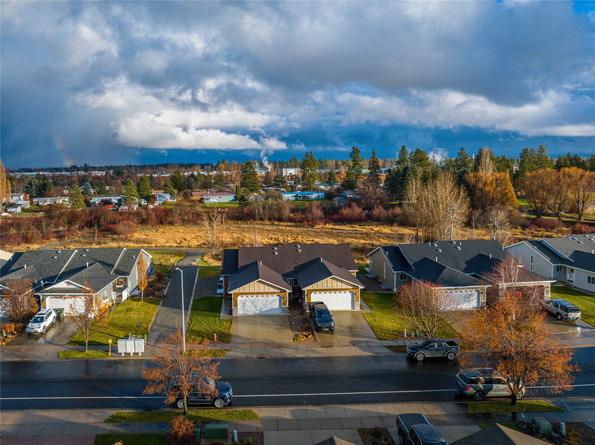 215 E Nicklaus Avenue