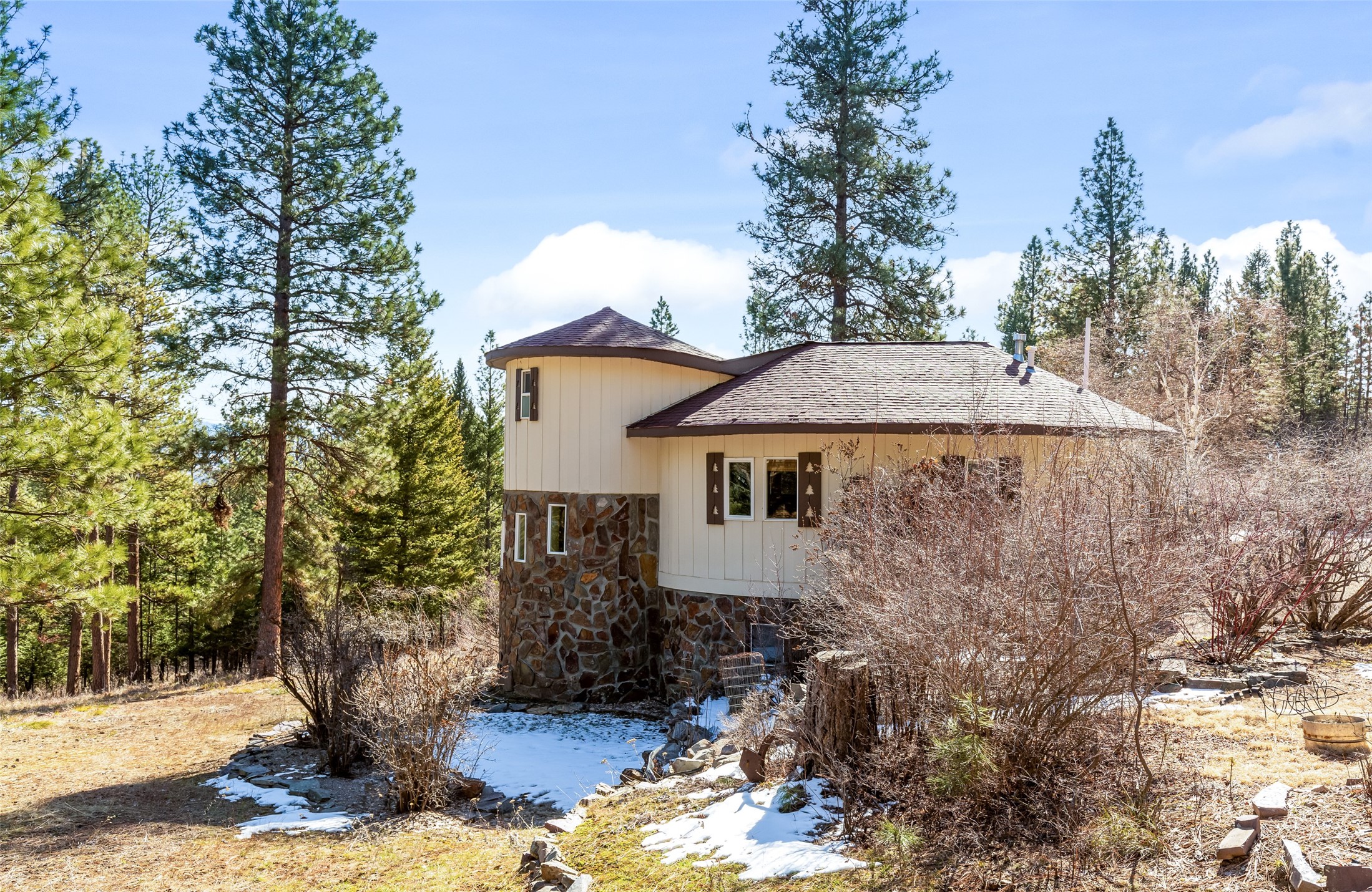 860 Upper Sweeney Creek Loop