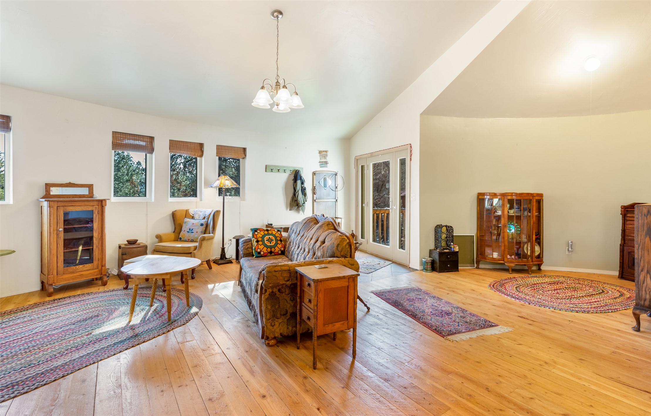 860 Upper Sweeney Creek Loop