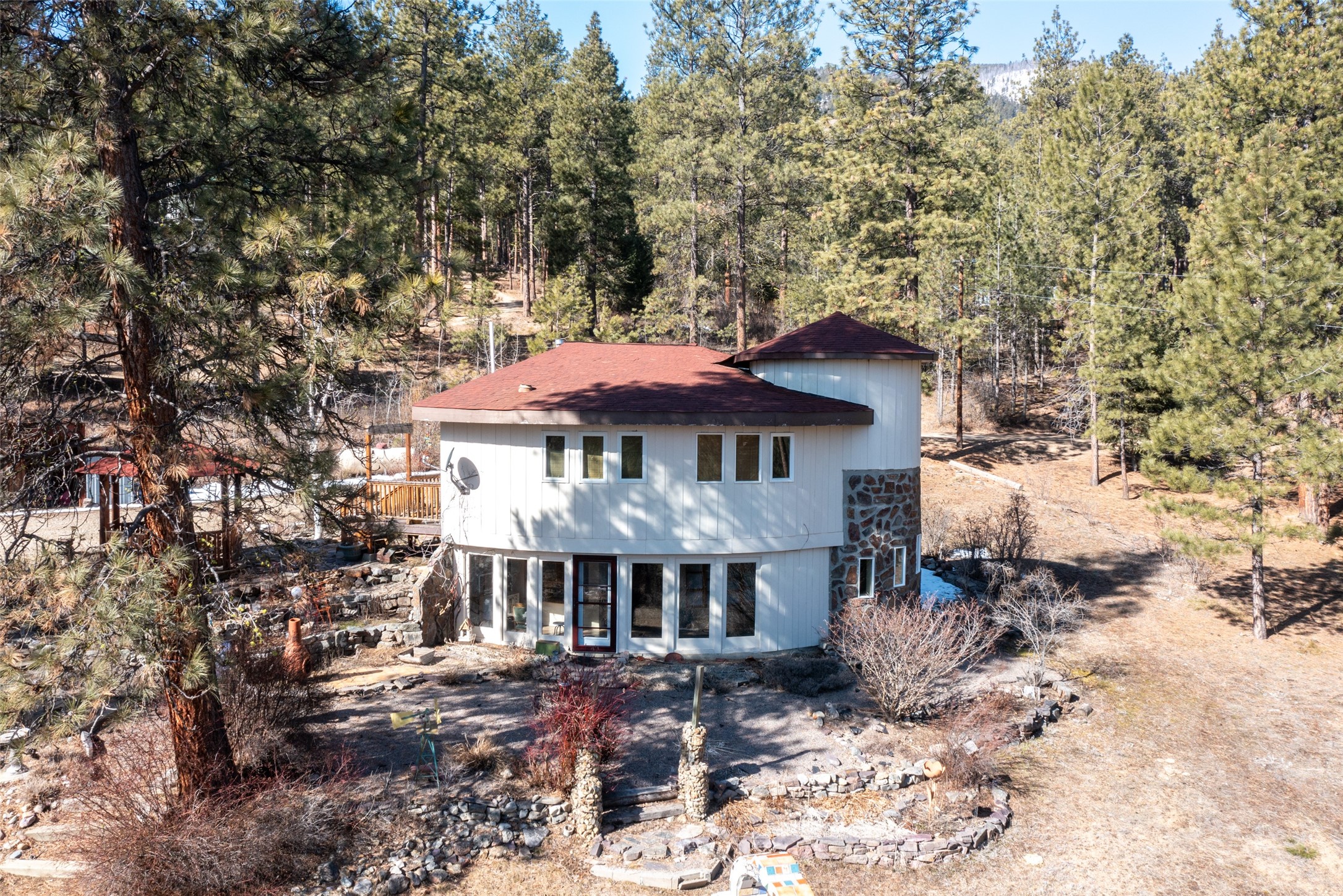 860 Upper Sweeney Creek Loop