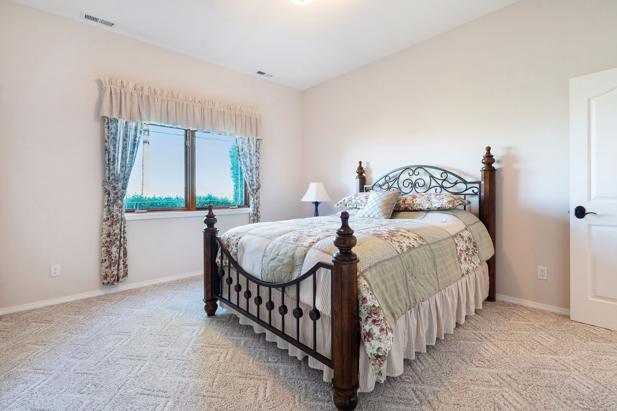 107 Valley Vista Drive