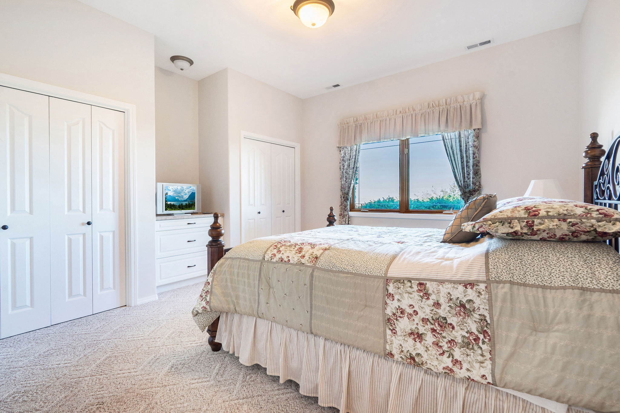 107 Valley Vista Drive