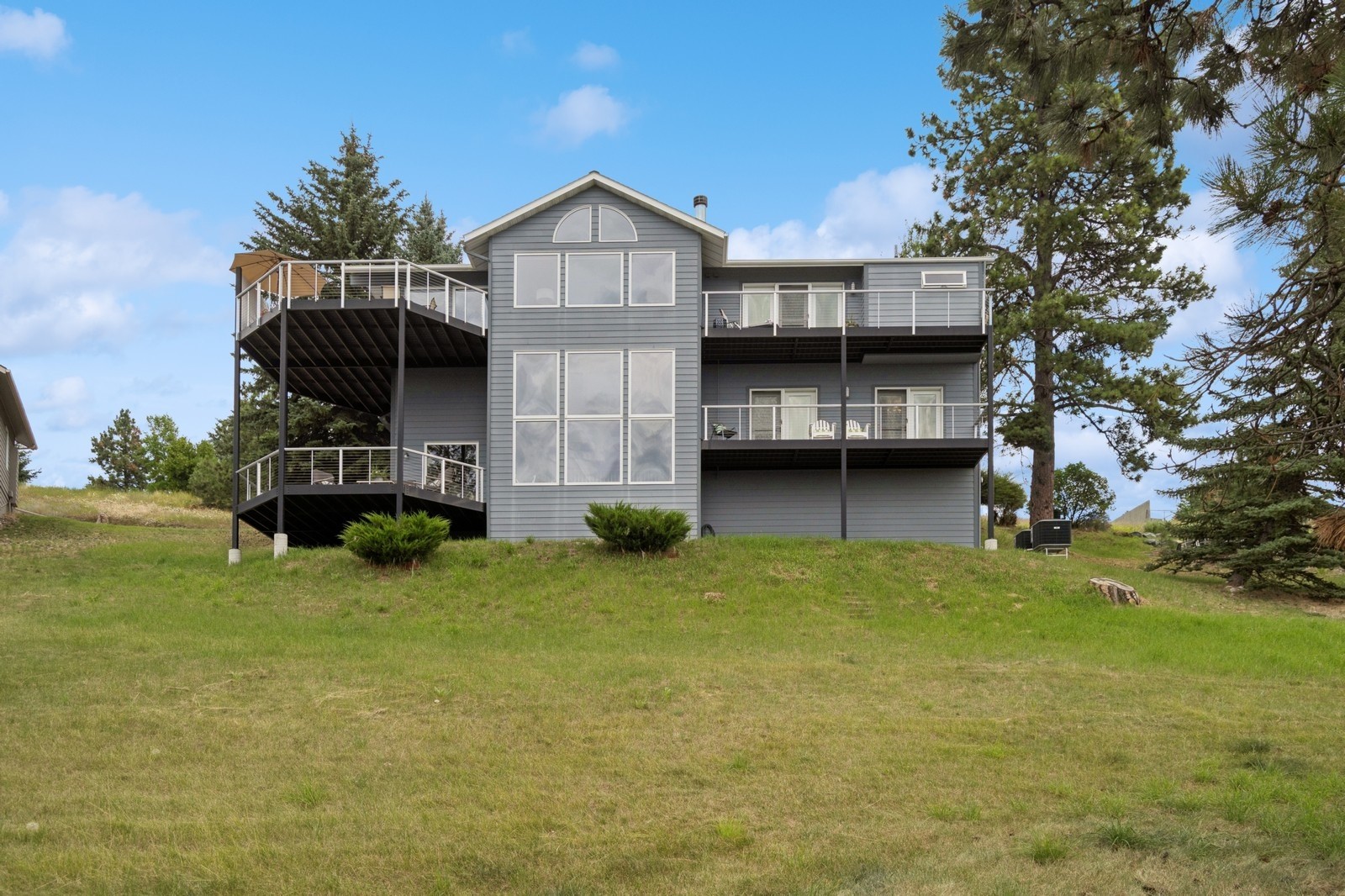 148 S Crestview Terrace