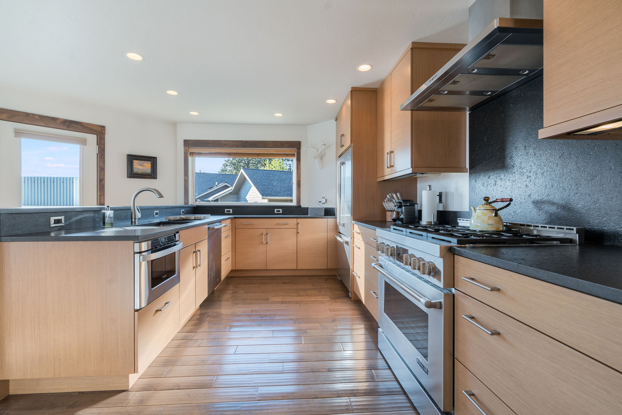 148 S Crestview Terrace