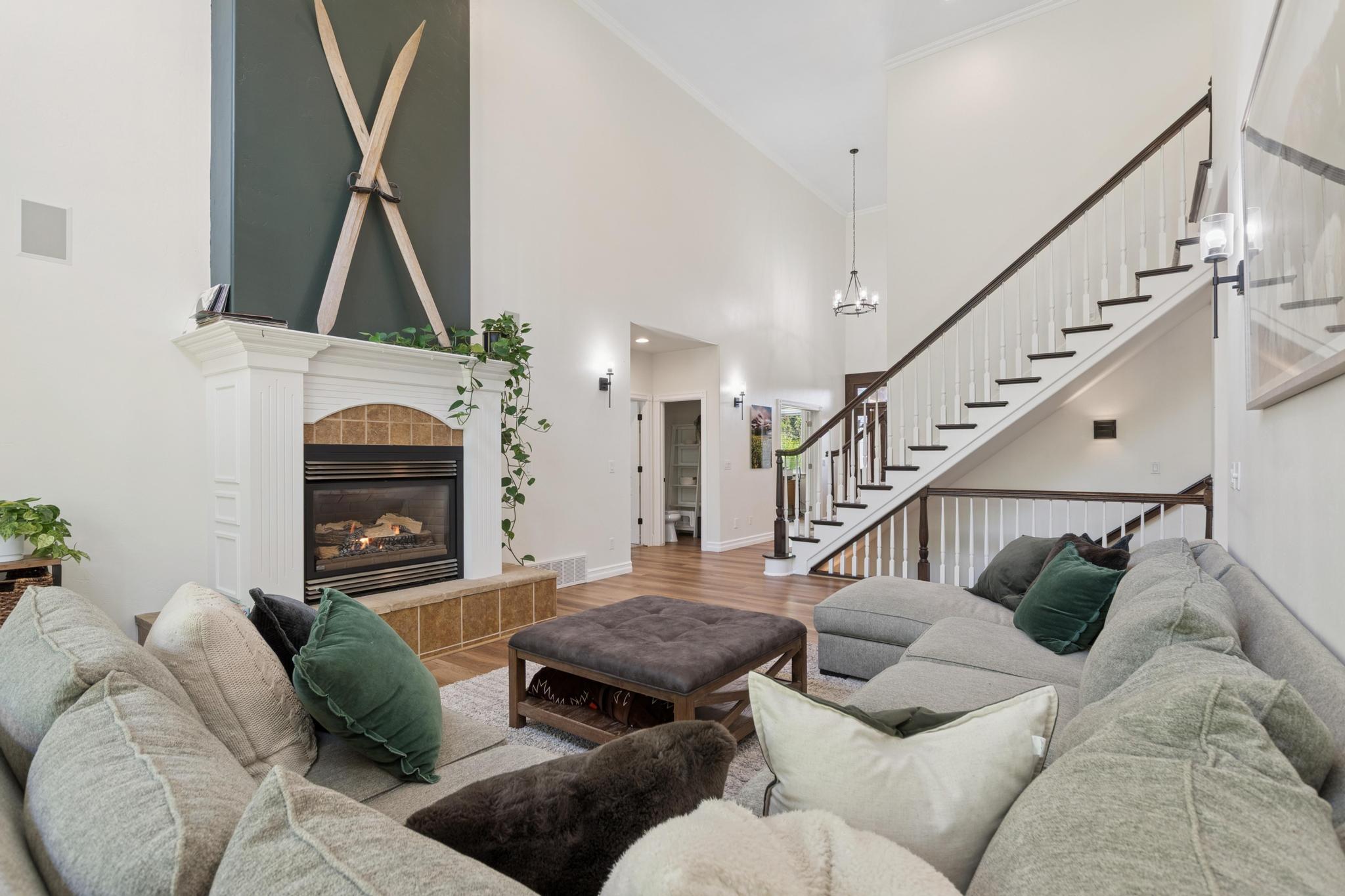 25 Glacier Circle