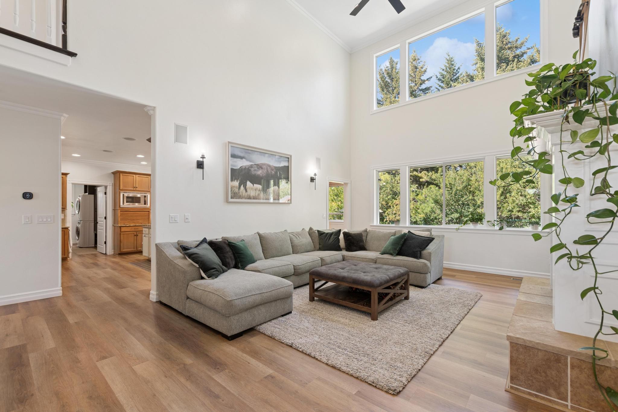 25 Glacier Circle